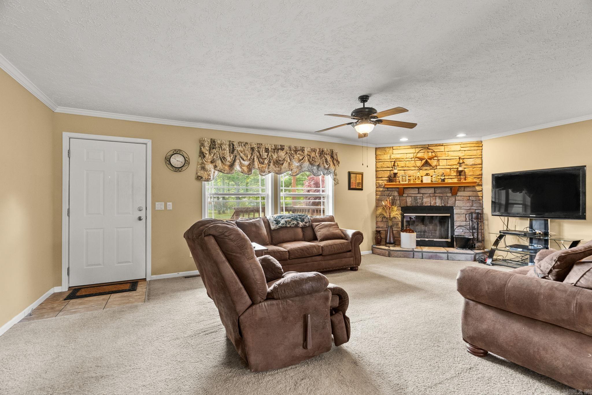 435  HAPPY HOLLOW ROAD  Bee Branch, AR