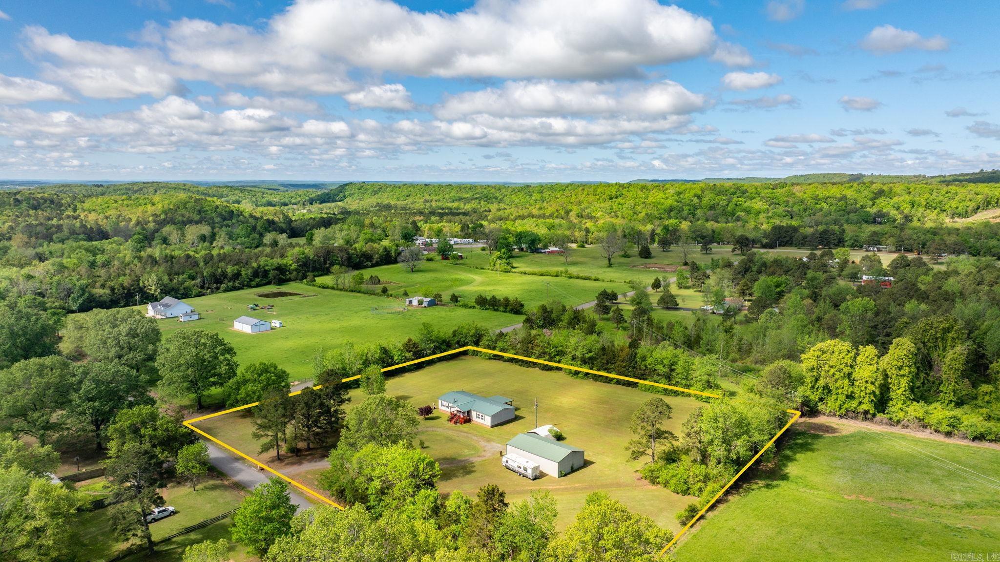 435  HAPPY HOLLOW ROAD  Bee Branch, AR