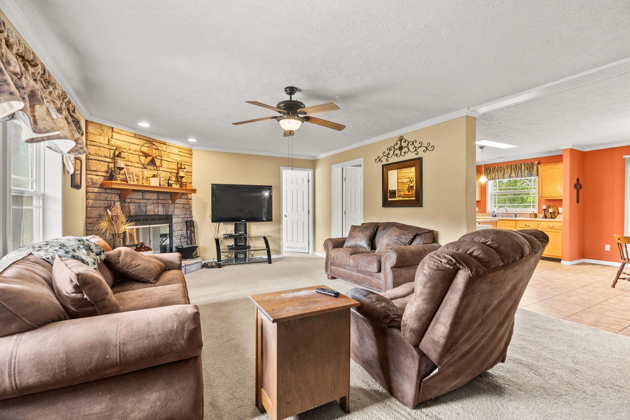 435  HAPPY HOLLOW ROAD  Bee Branch, AR