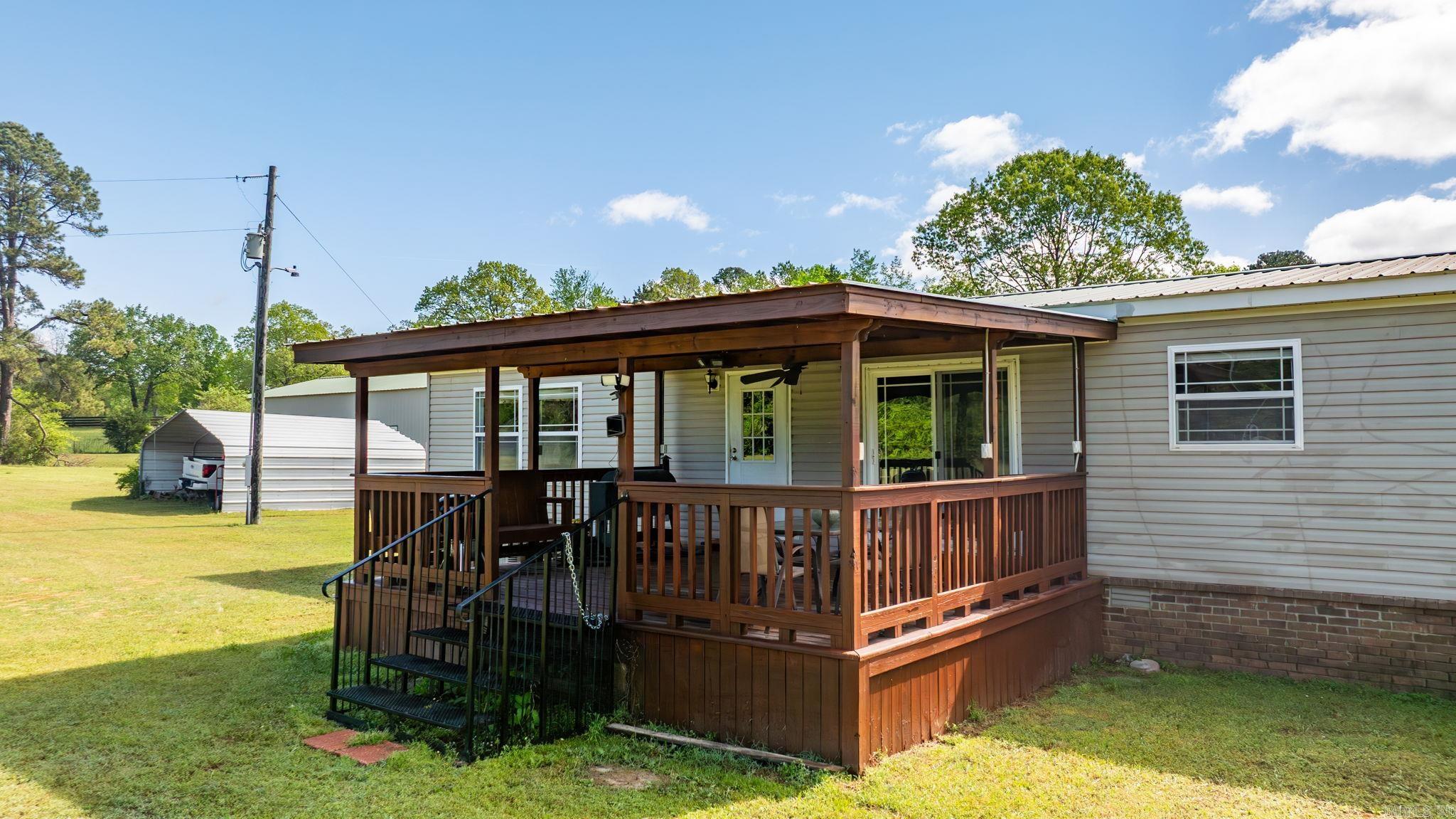 435  HAPPY HOLLOW ROAD  Bee Branch, AR
