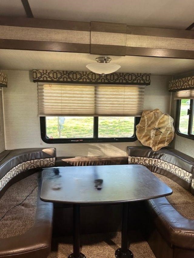 1008  Oak  Mountain View, AR