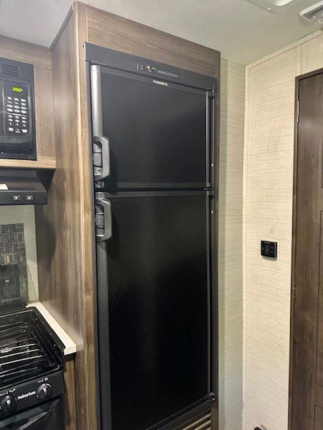 1008  Oak  Mountain View, AR
