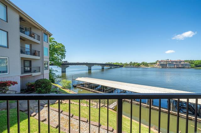 101  long Island  Hot Springs, AR