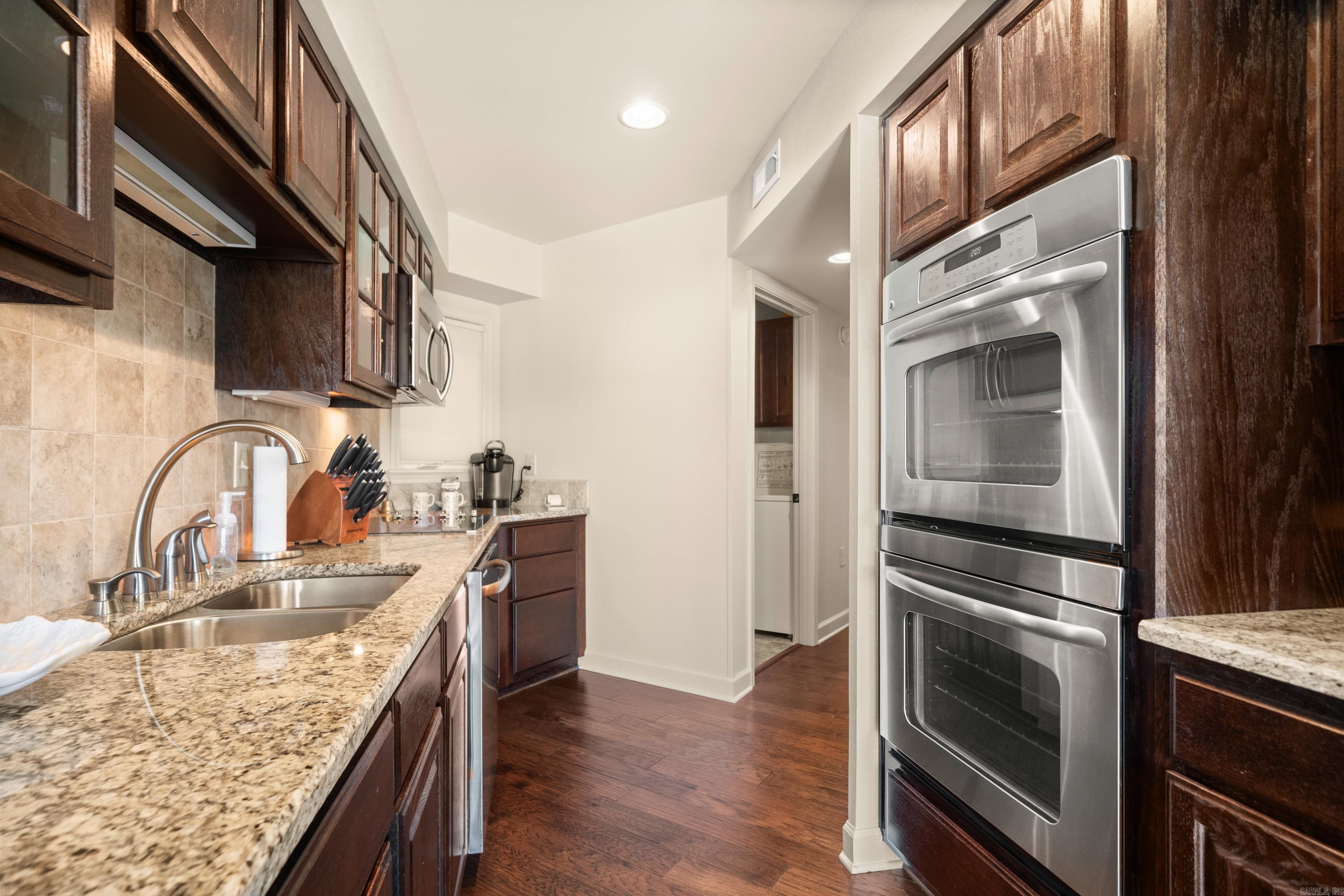 101 long Island Drive Hot Springs, AR 71913