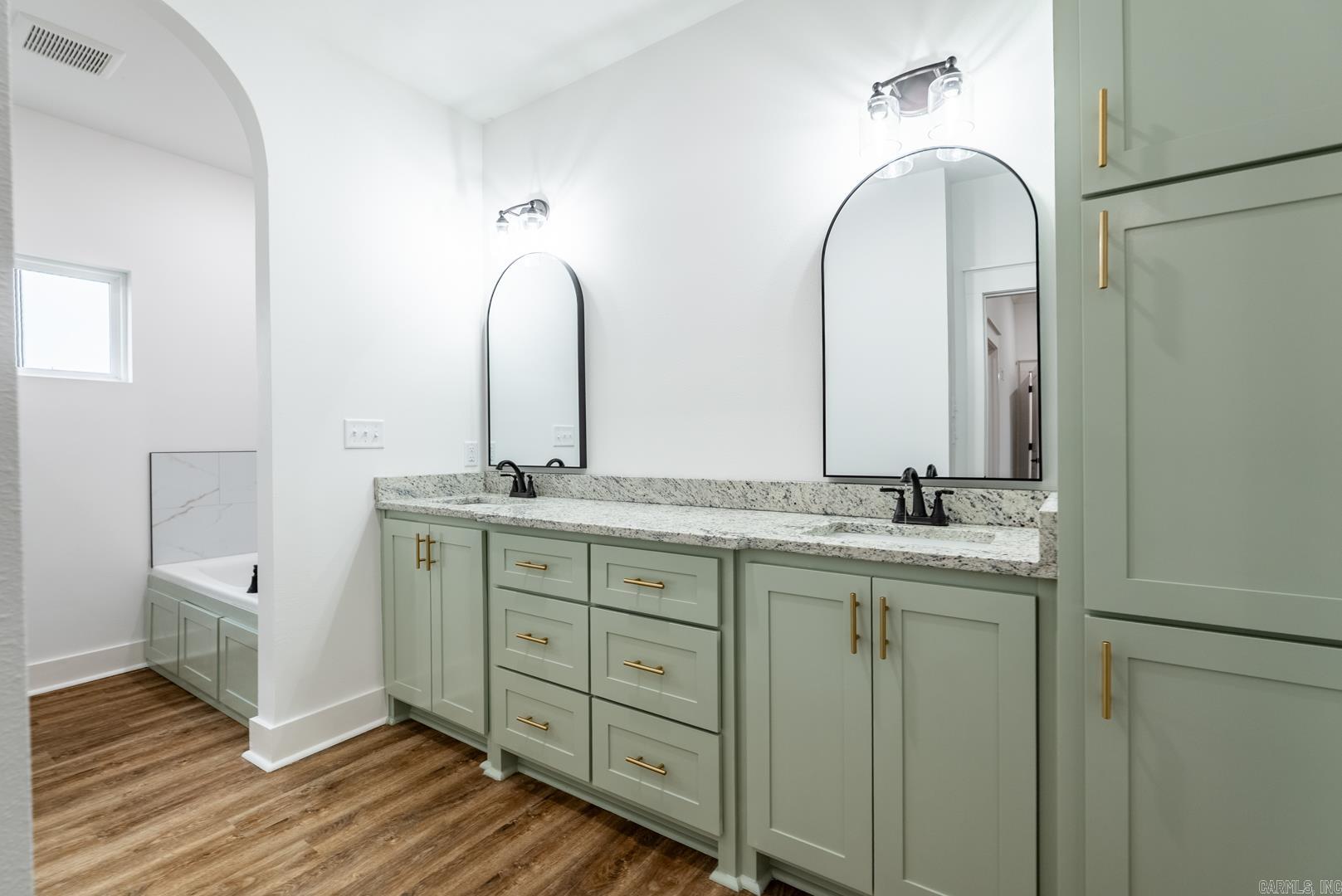 5 Dragonfly Cove Greenbrier, AR 72058