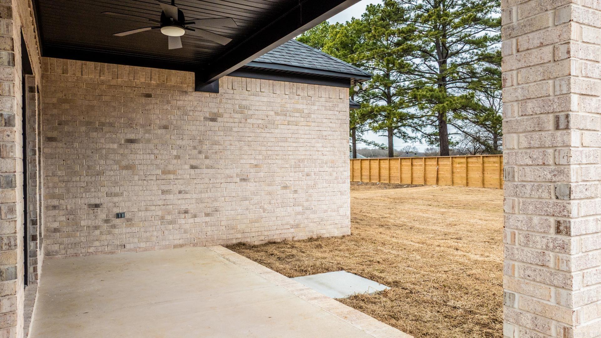 5 Dragonfly Cove Greenbrier, AR 72058