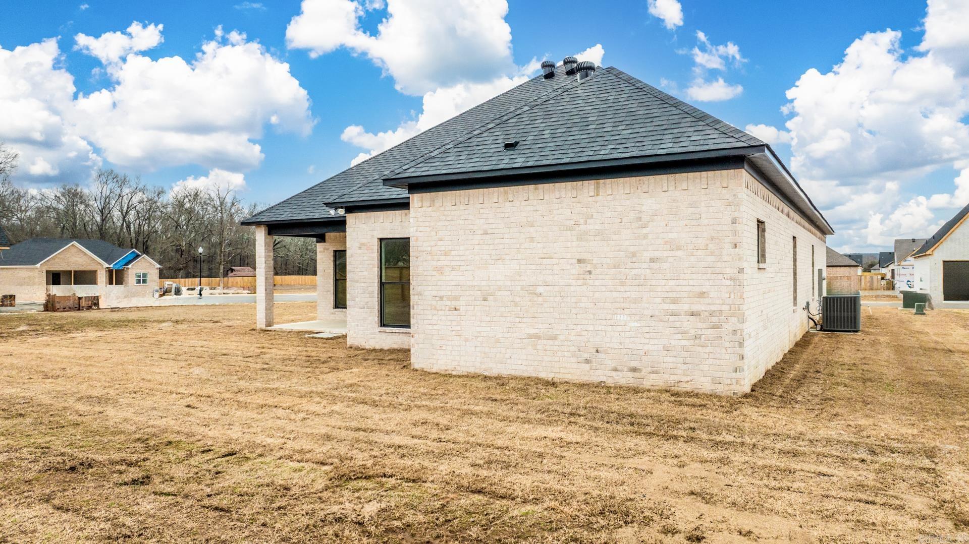 5 Dragonfly Cove Greenbrier, AR 72058