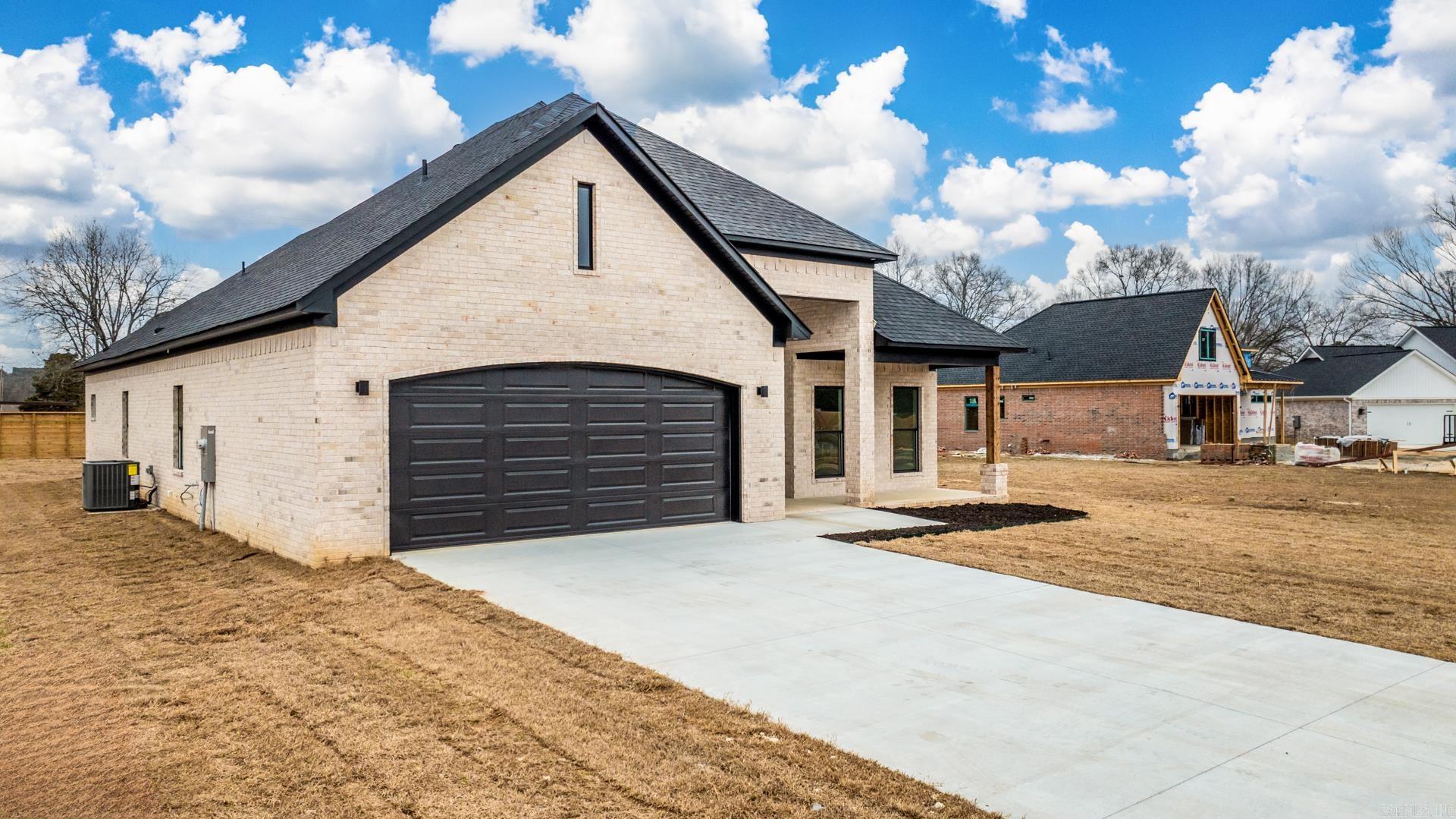 5 Dragonfly Cove Greenbrier, AR 72058