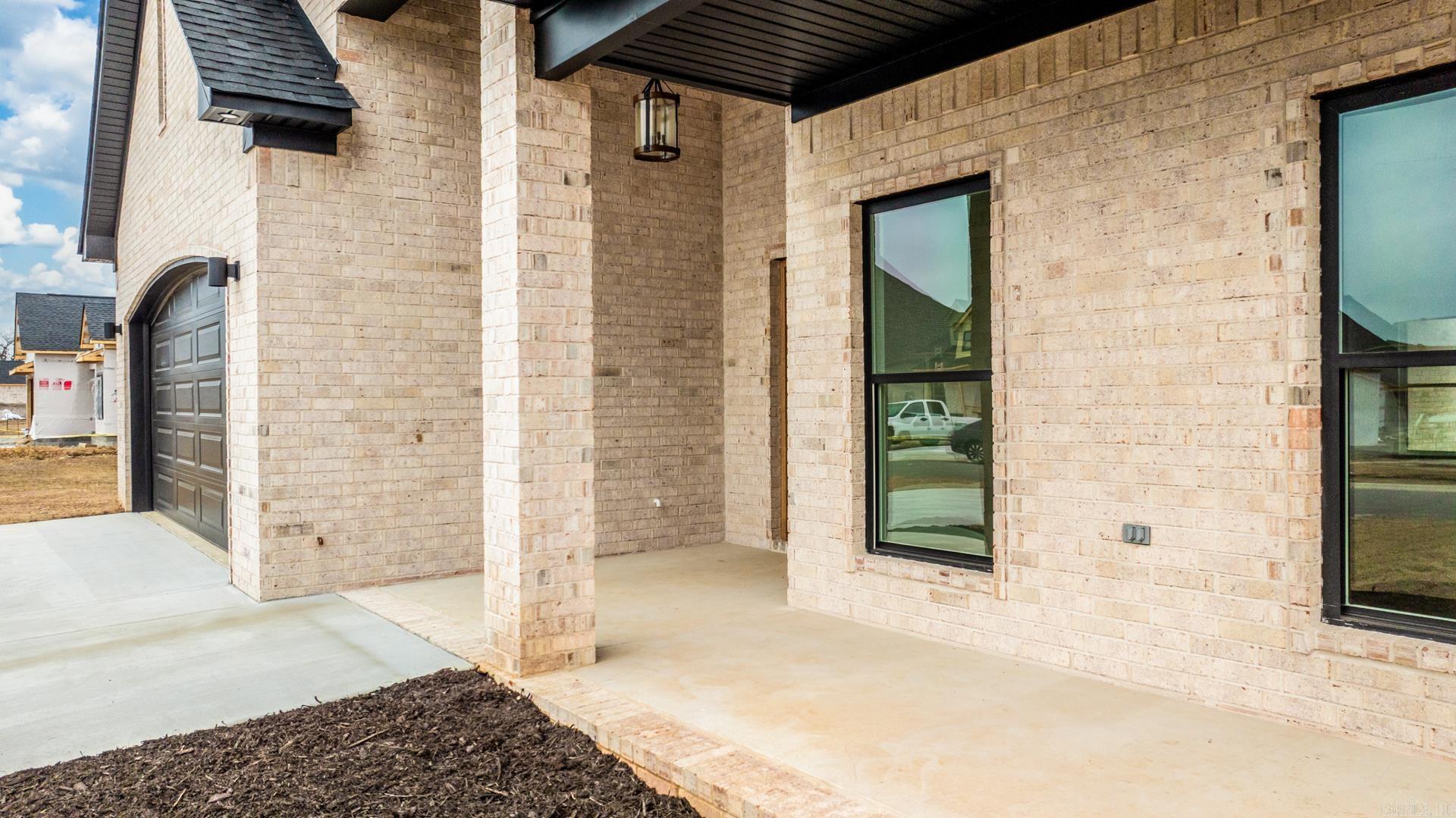 5 Dragonfly Cove Greenbrier, AR 72058
