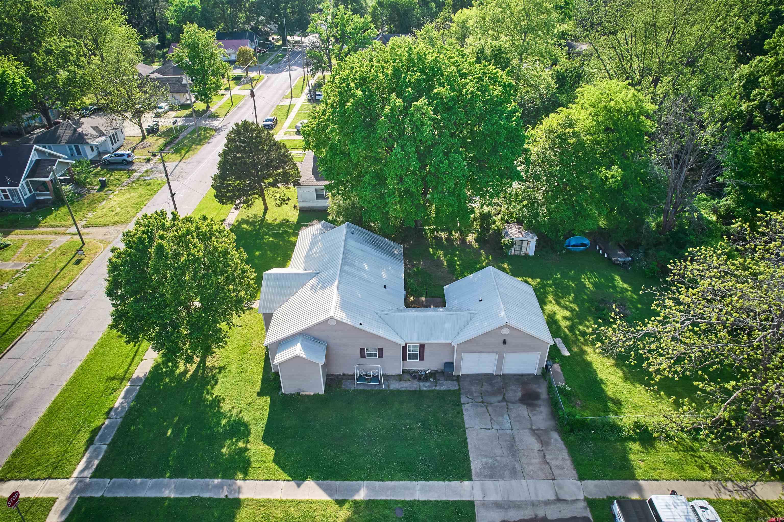 1100 W Jefferson  Jonesboro, AR