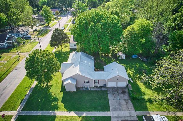 1100 W Jefferson  Jonesboro, AR