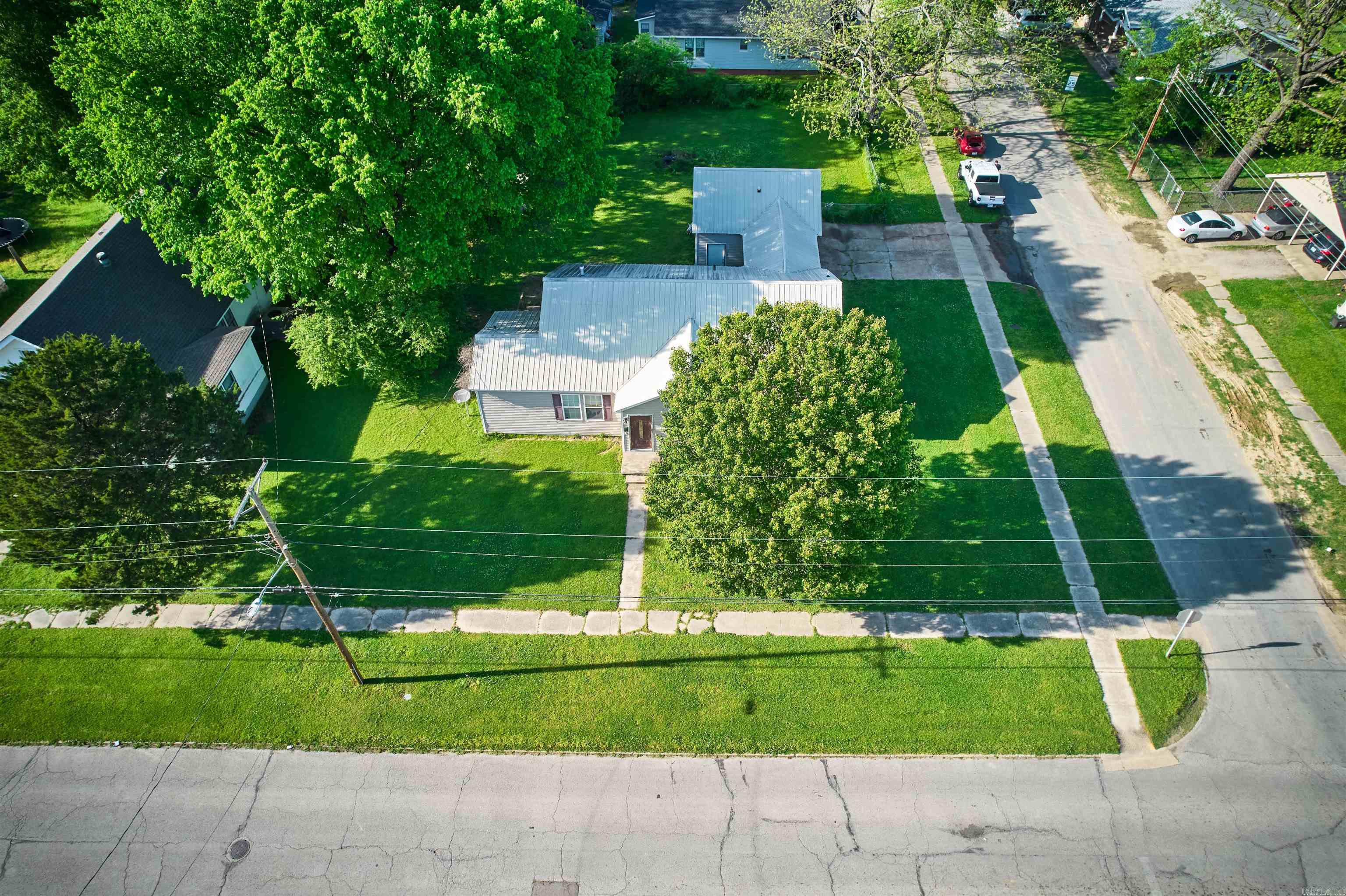 1100 W Jefferson  Jonesboro, AR