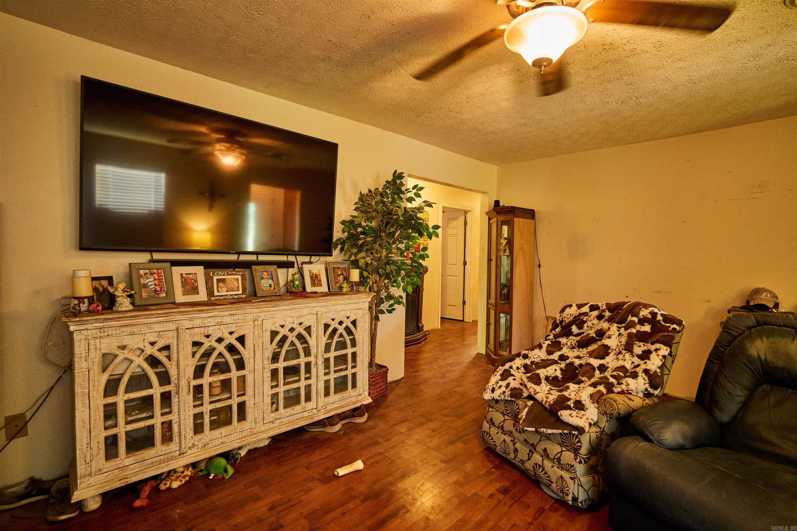 1100 W Jefferson  Jonesboro, AR