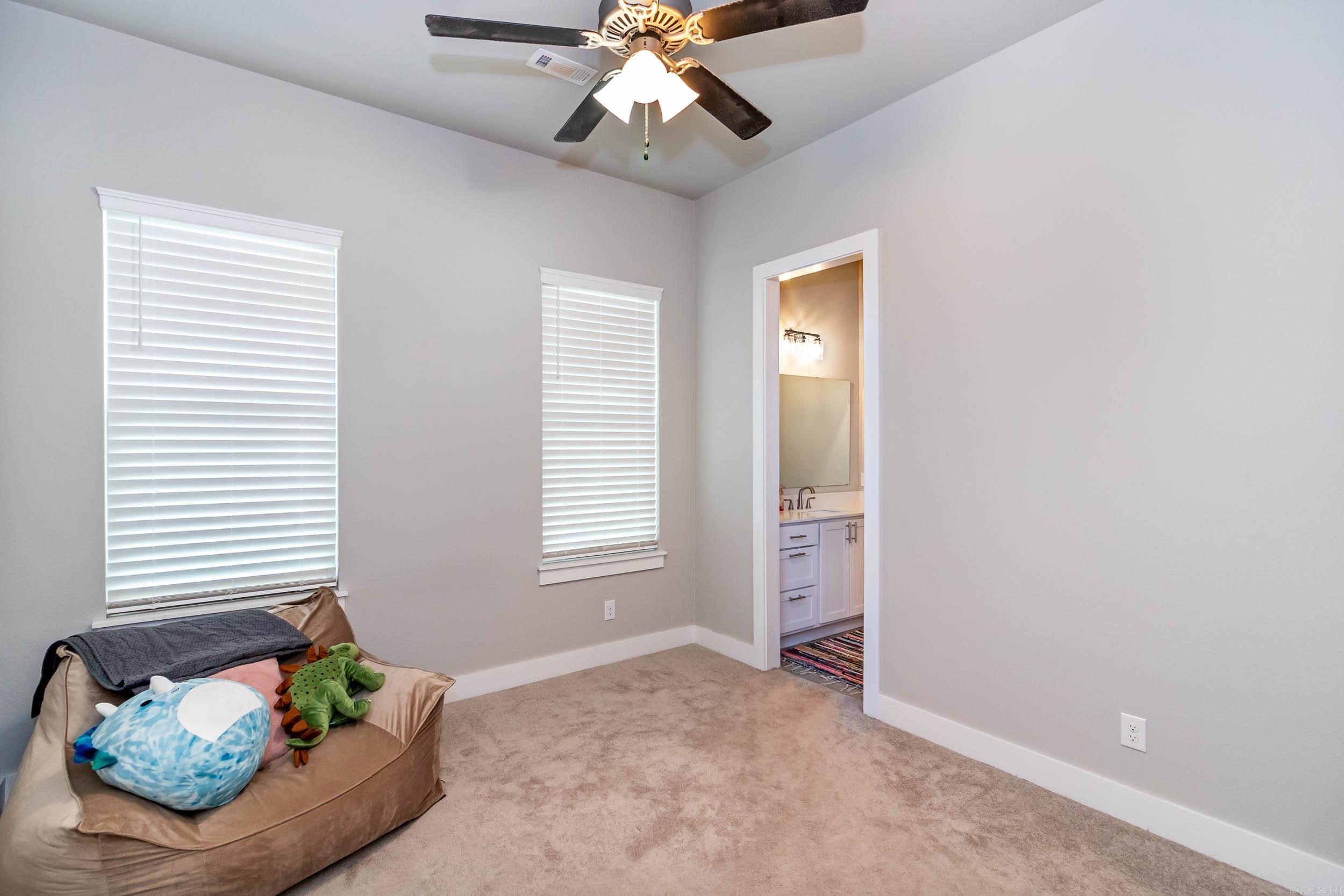 146 E South  Fayetteville, AR