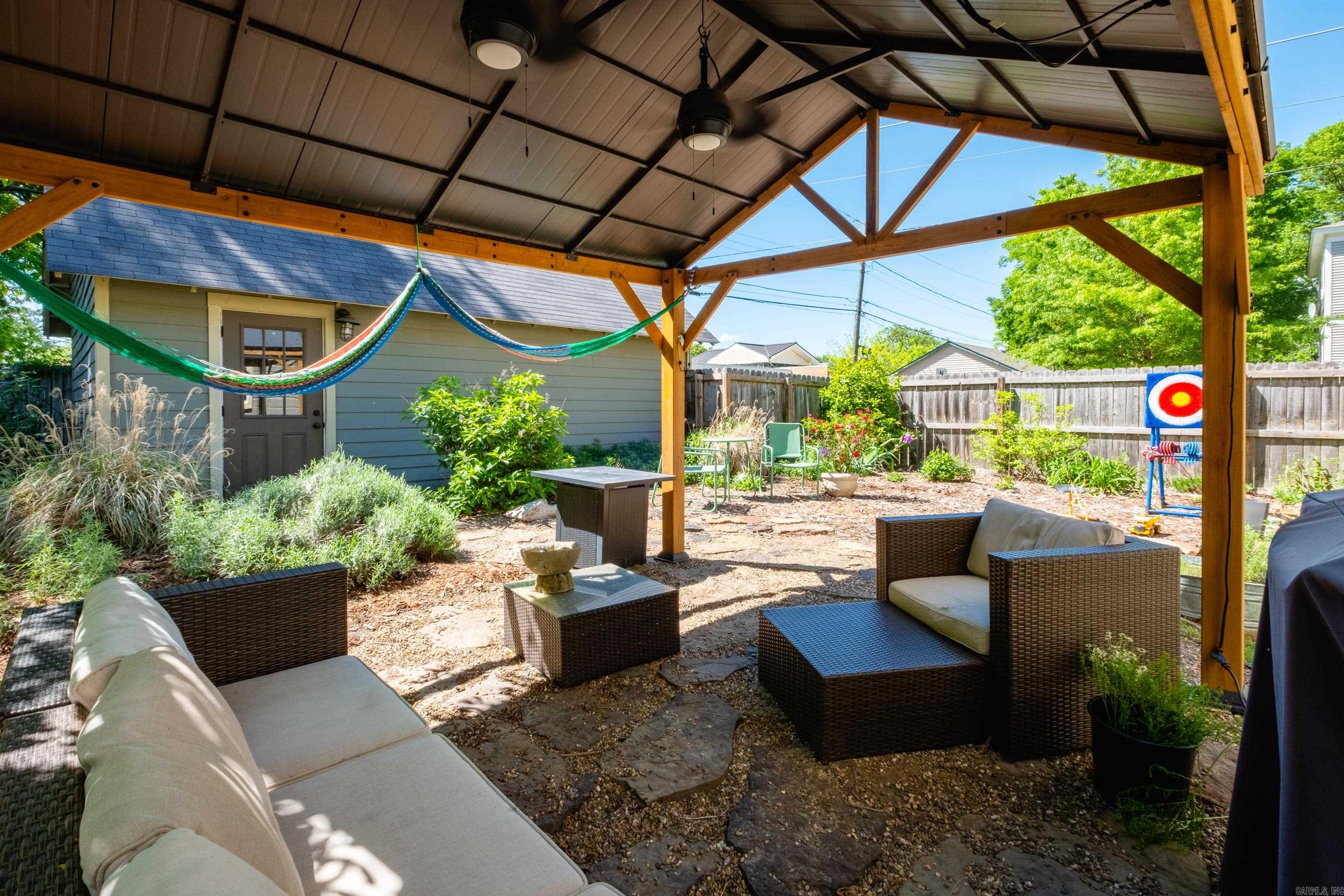 1400 S Schiller  Little Rock, AR