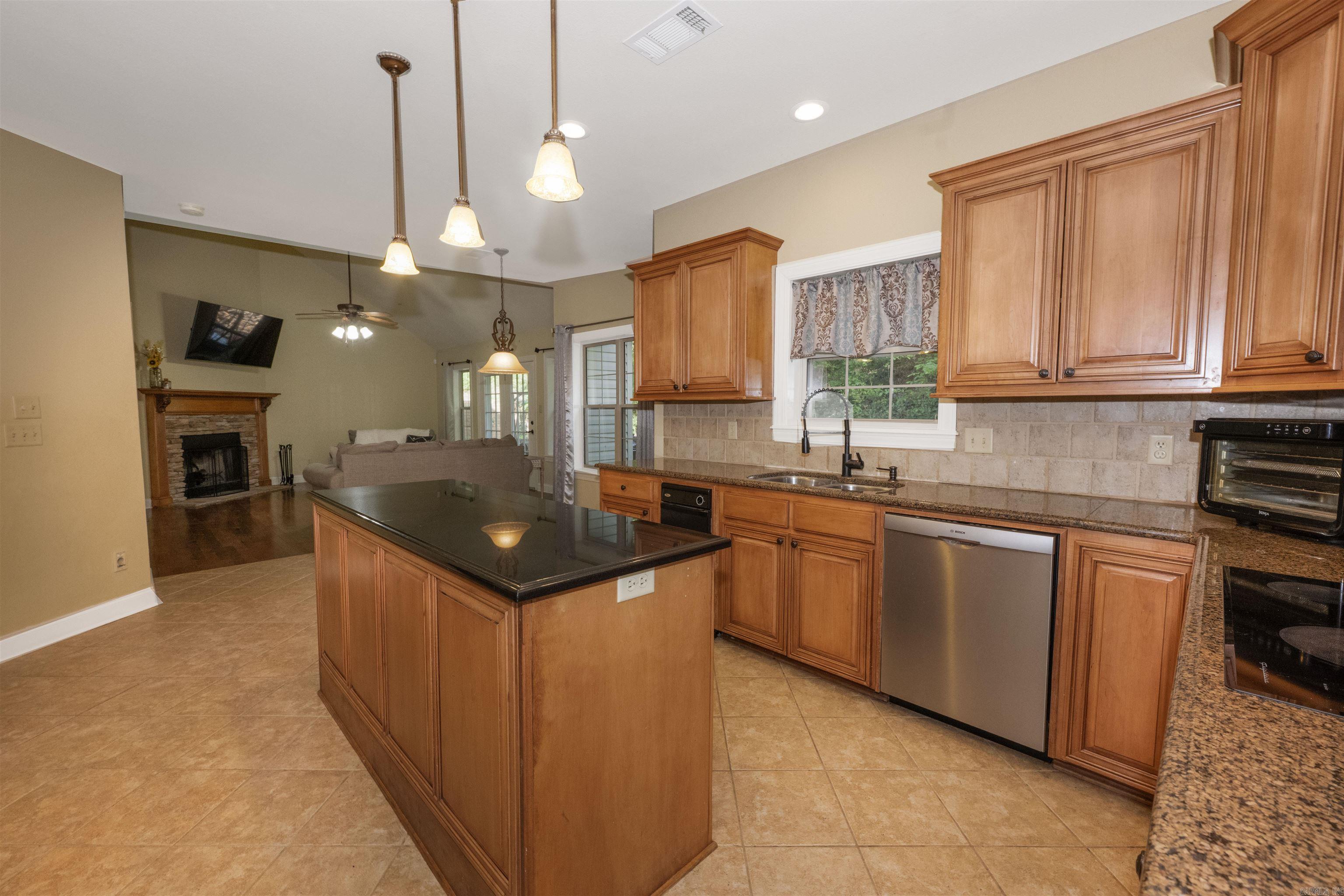 104 Leigh Circle Hot Springs, AR 71913