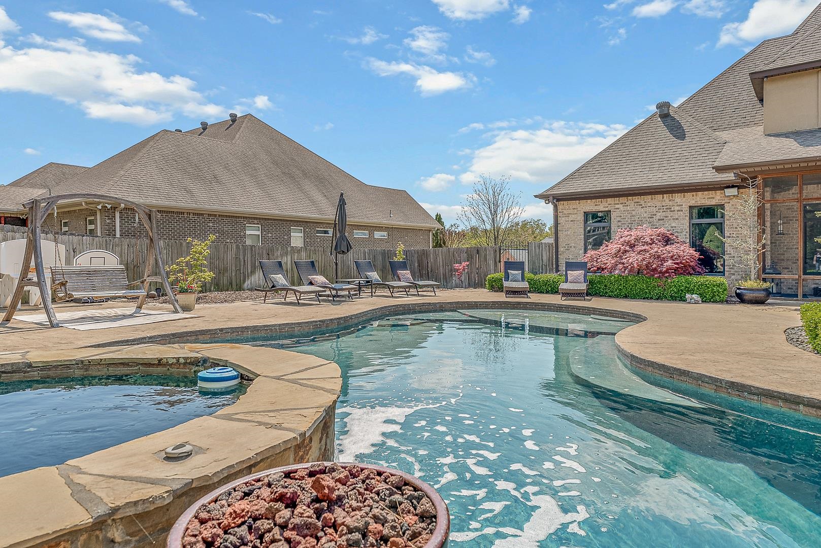 4208  Nobhill  Jonesboro, AR