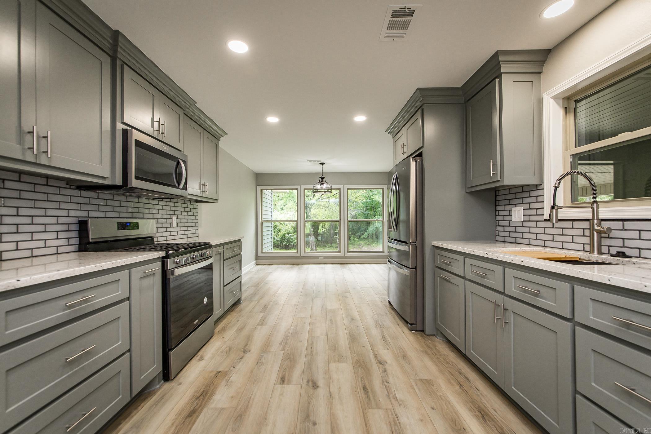 1491  Southfork  Gurdon, AR