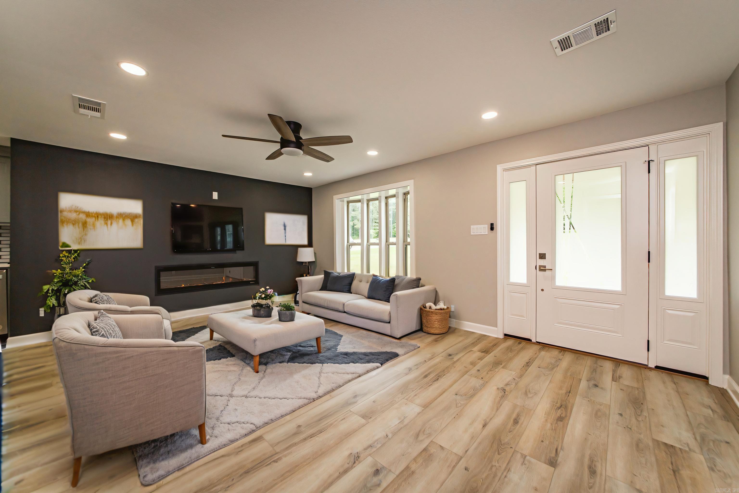1491 Southfork  Gurdon, AR