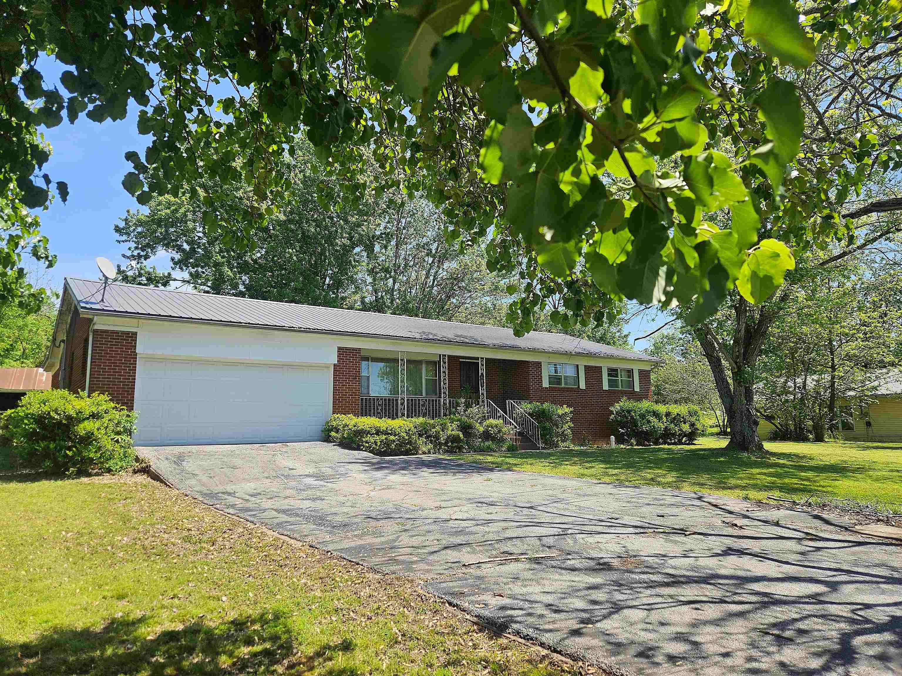 503 Spring Street Marshall, AR 72650