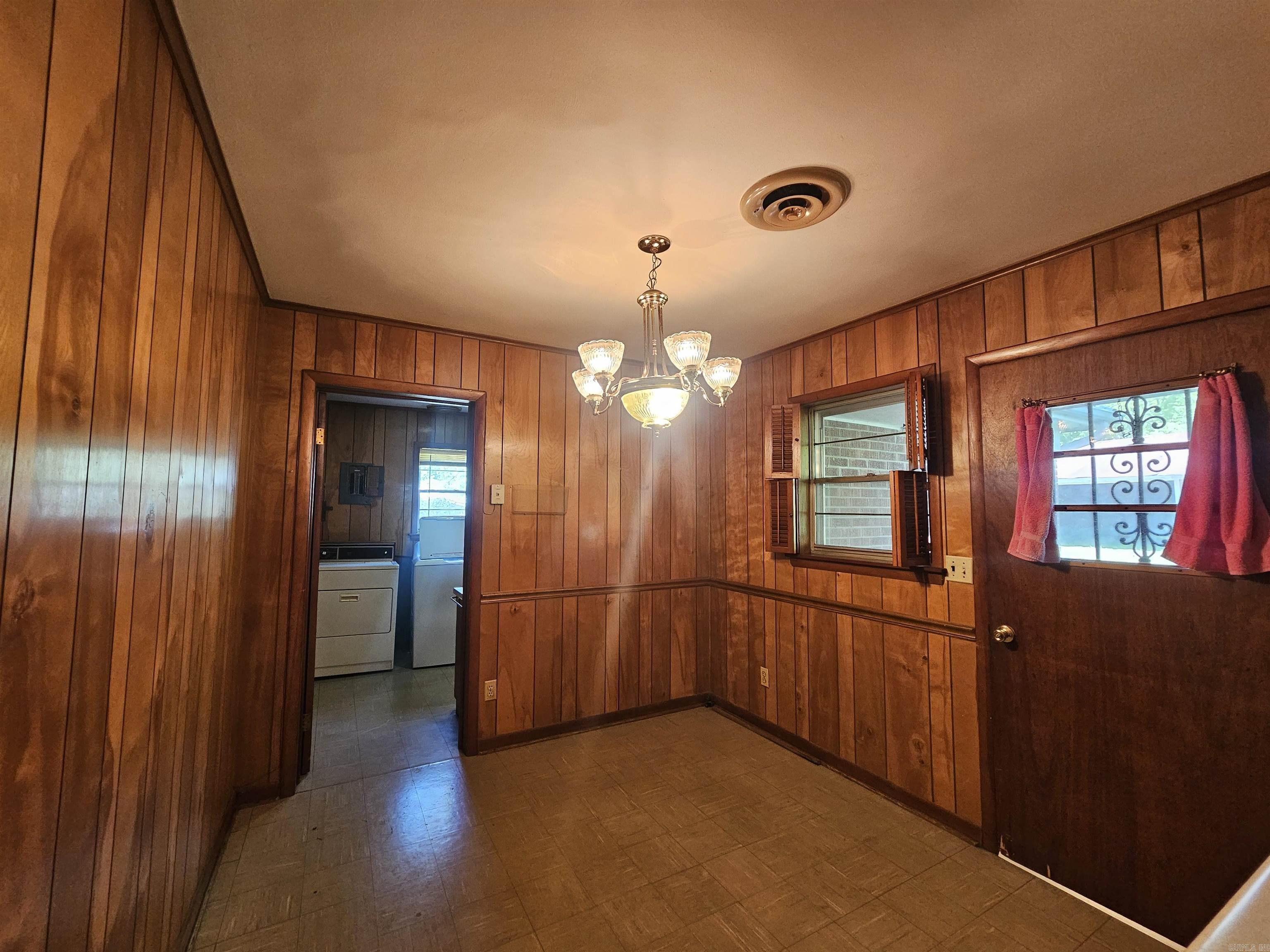 503 Spring Street Marshall, AR 72650