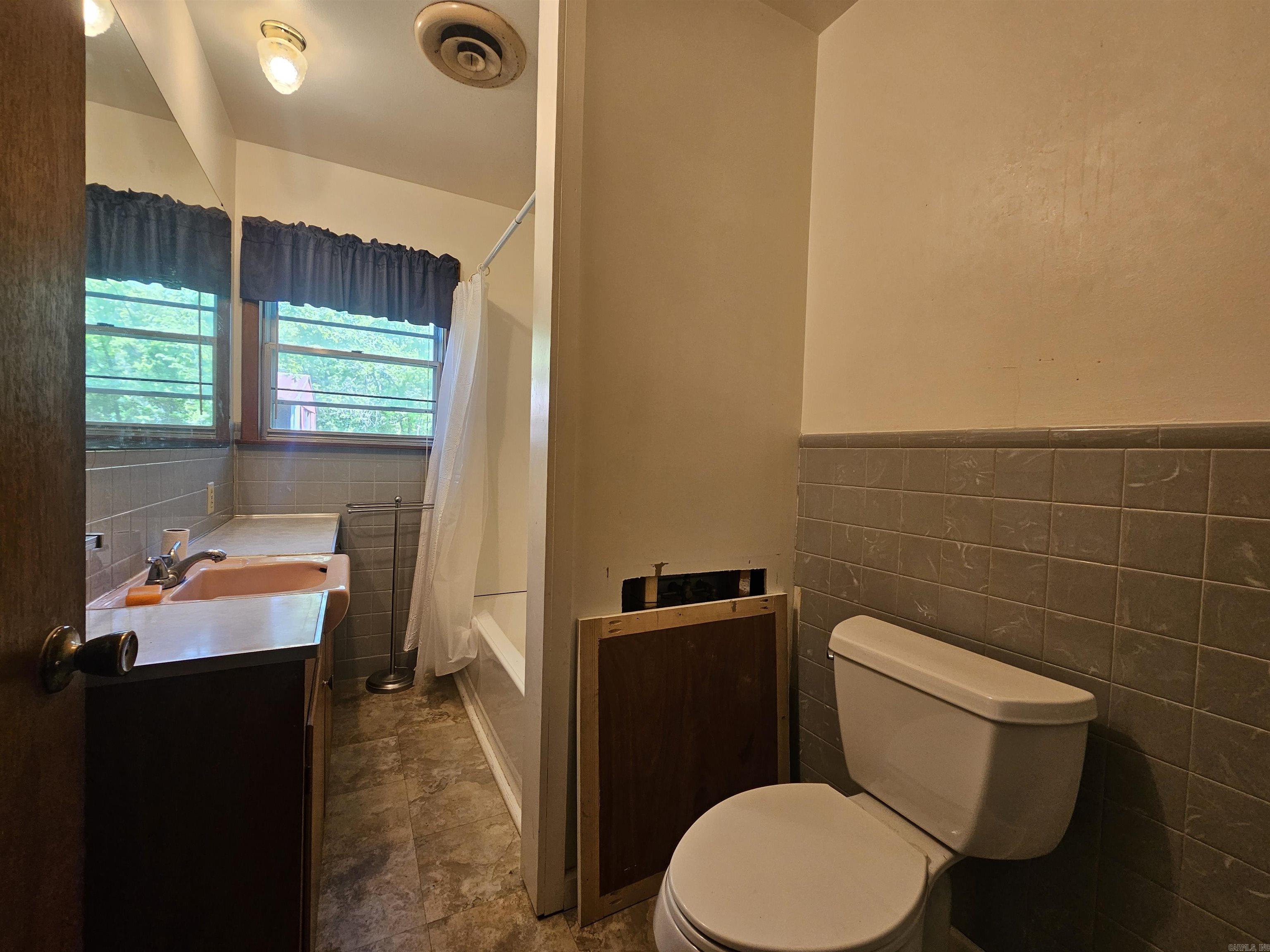 503 Spring Street Marshall, AR 72650