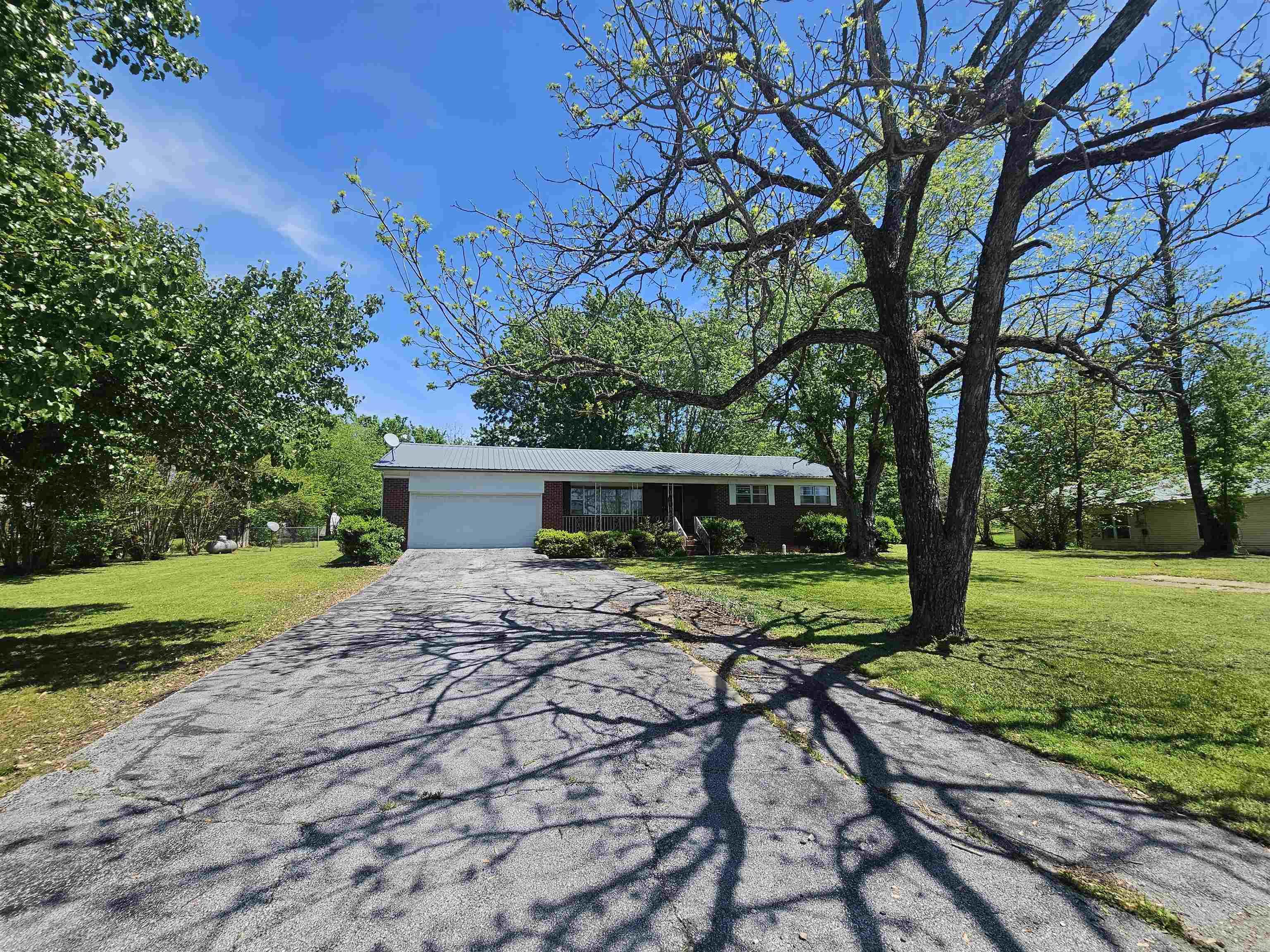503 Spring Street Marshall, AR 72650