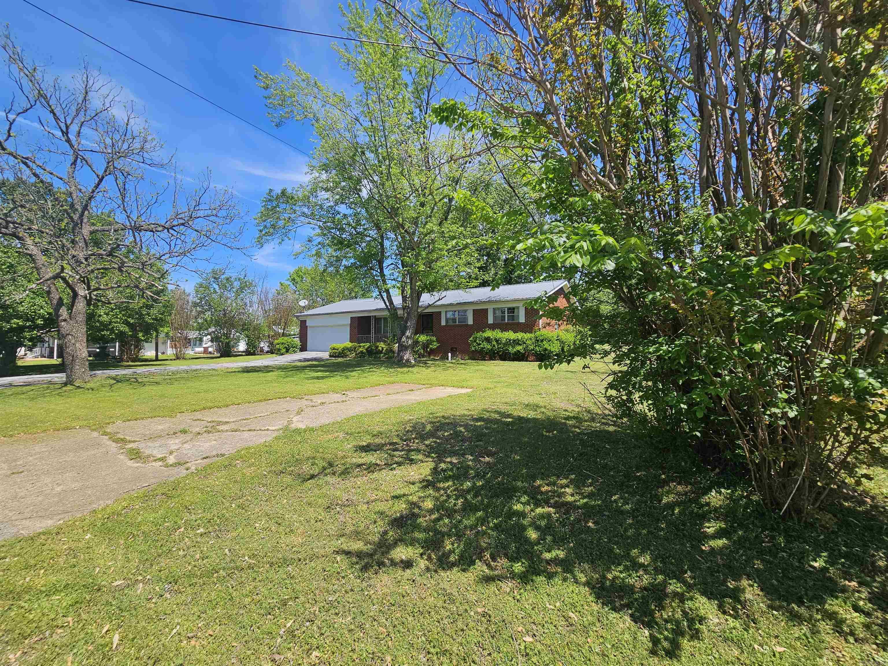 503 Spring Street Marshall, AR 72650