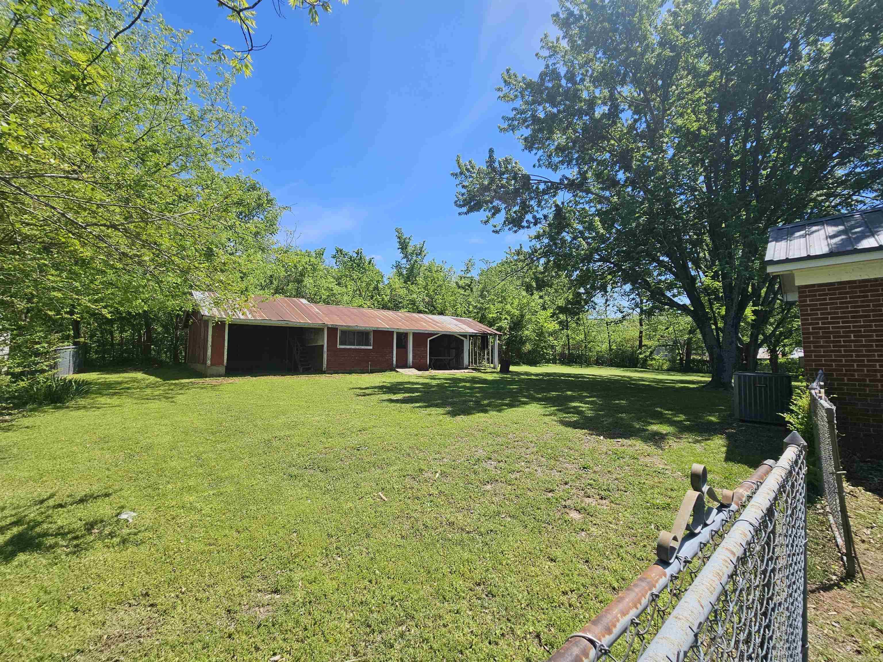 503 Spring Street Marshall, AR 72650