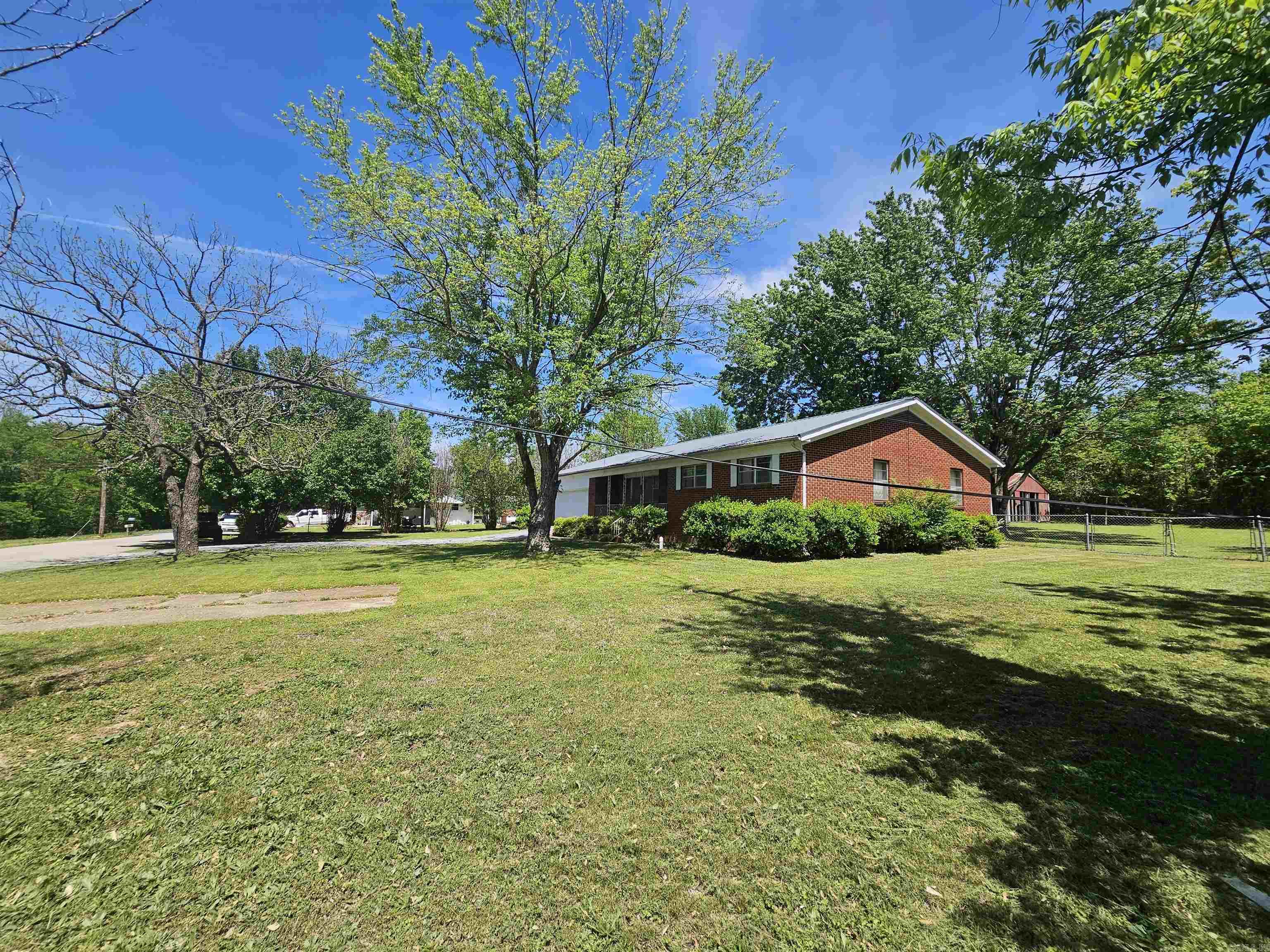 503 Spring Street Marshall, AR 72650