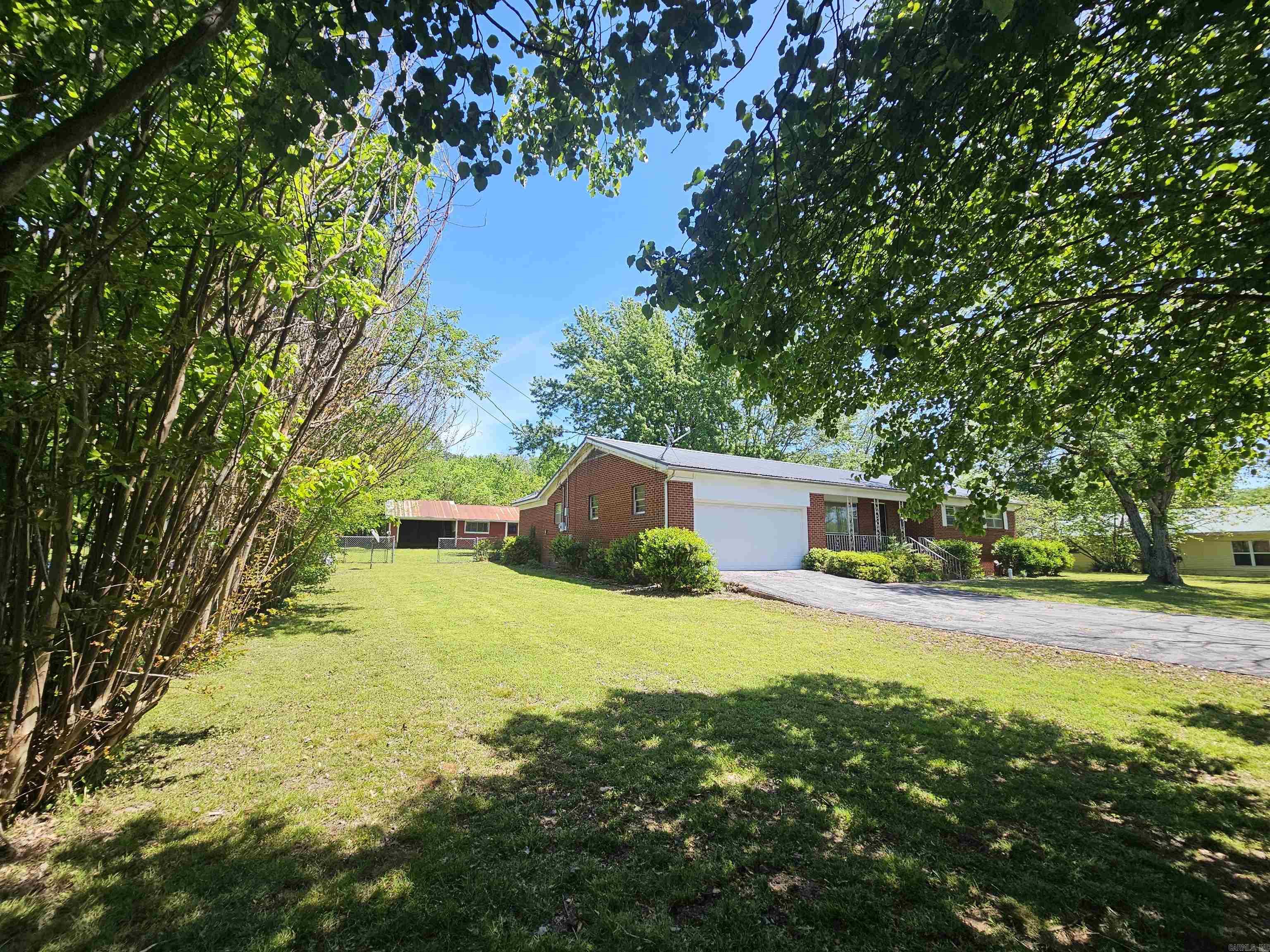 503 Spring Street Marshall, AR 72650