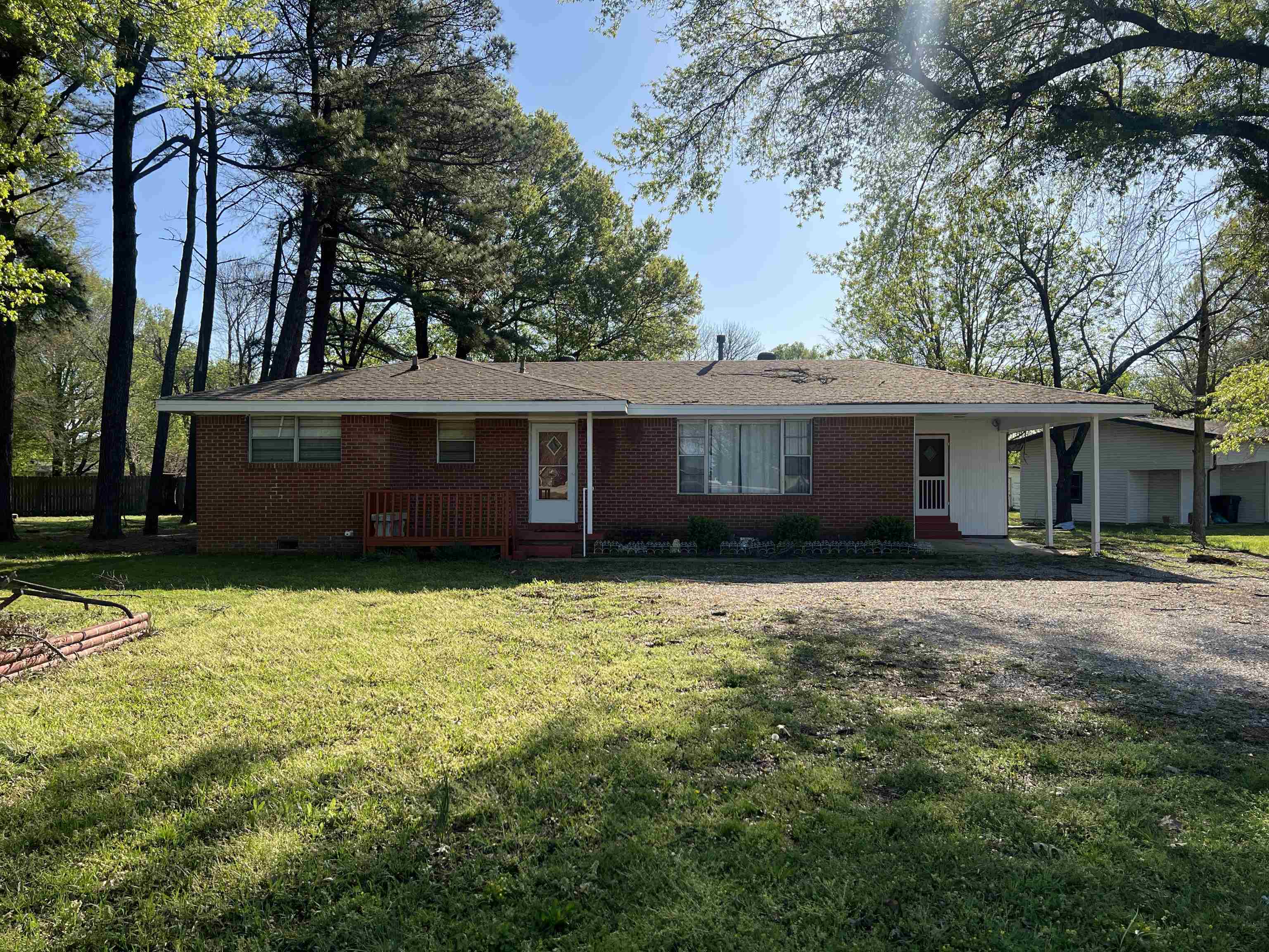 116 Highway 63B