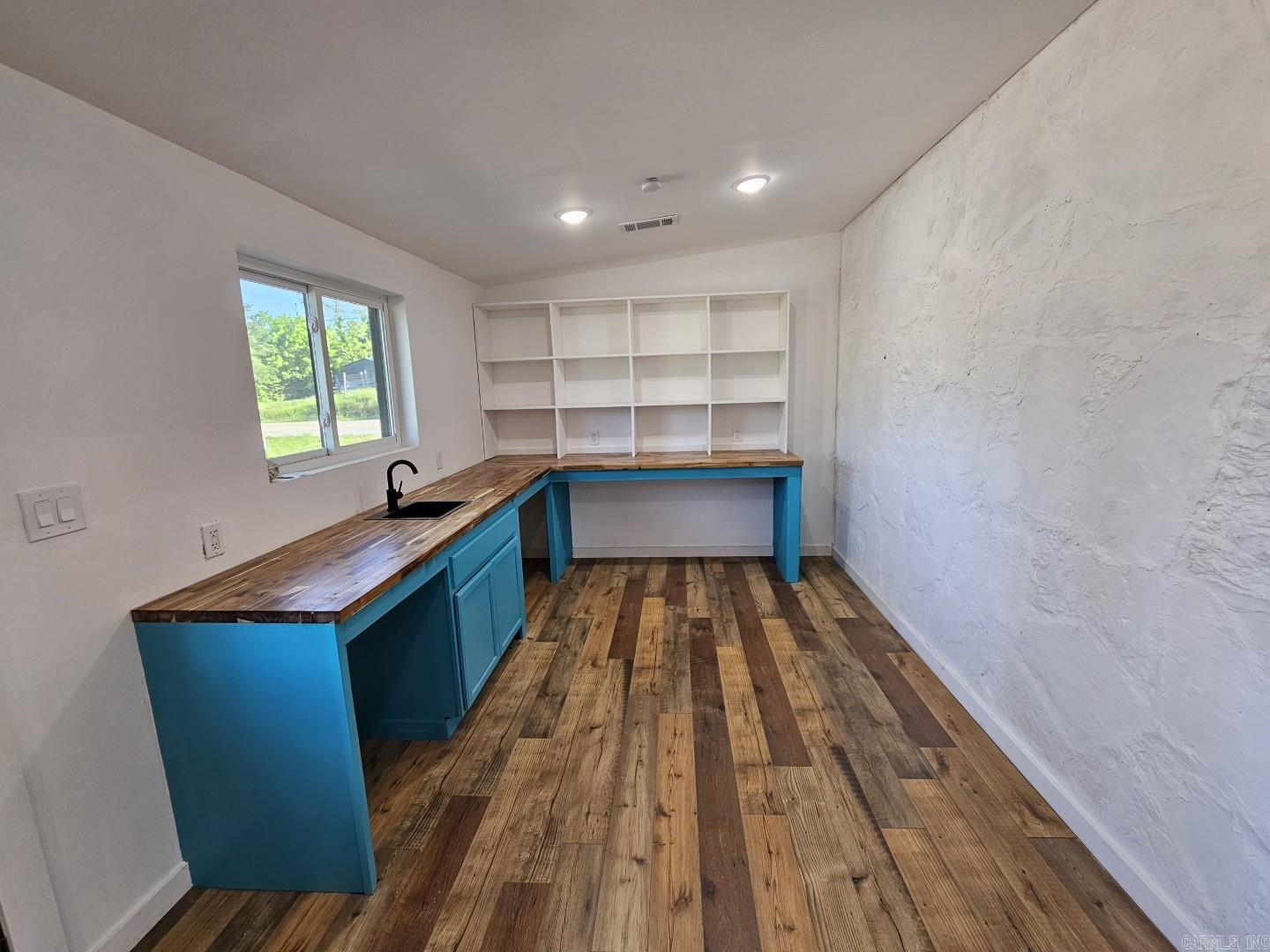 3703  HWY 66 W  Alco, AR