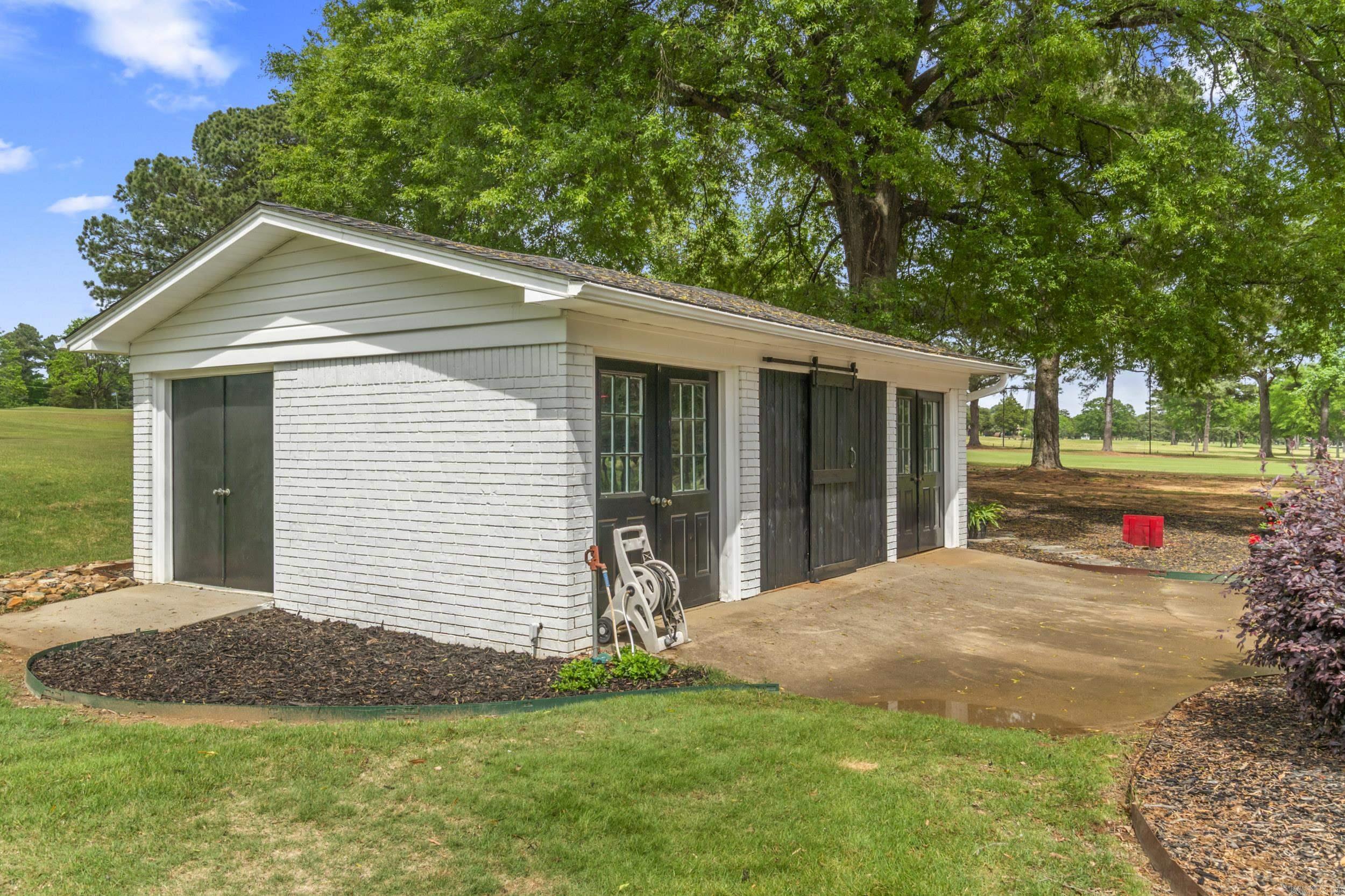82  Country Club Circle  Searcy, AR