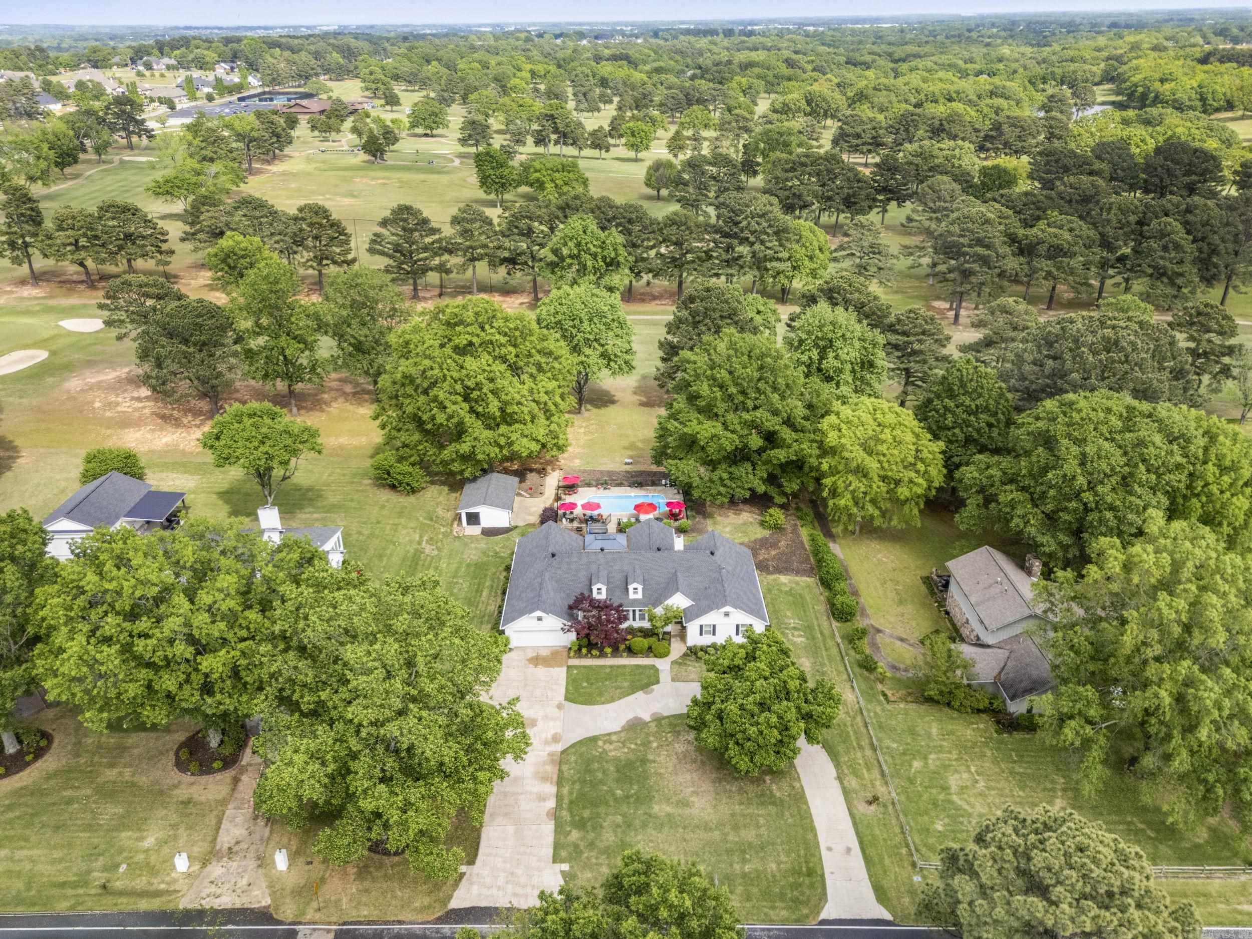 82  Country Club Circle  Searcy, AR