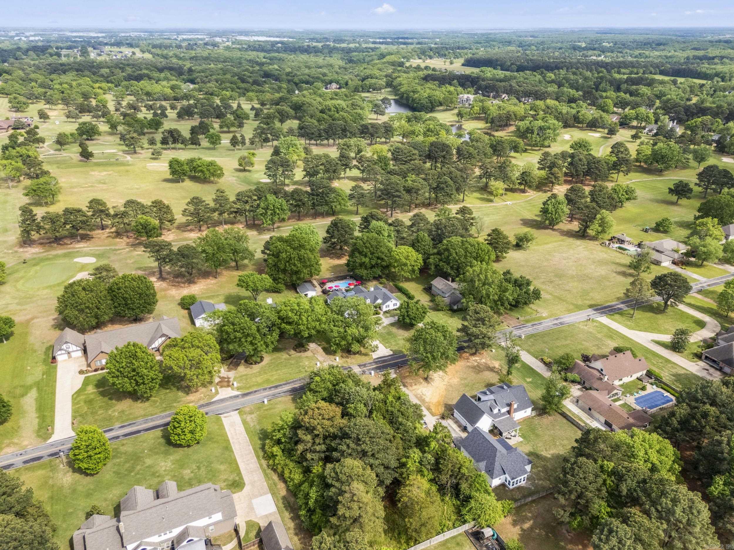 82  Country Club Circle  Searcy, AR