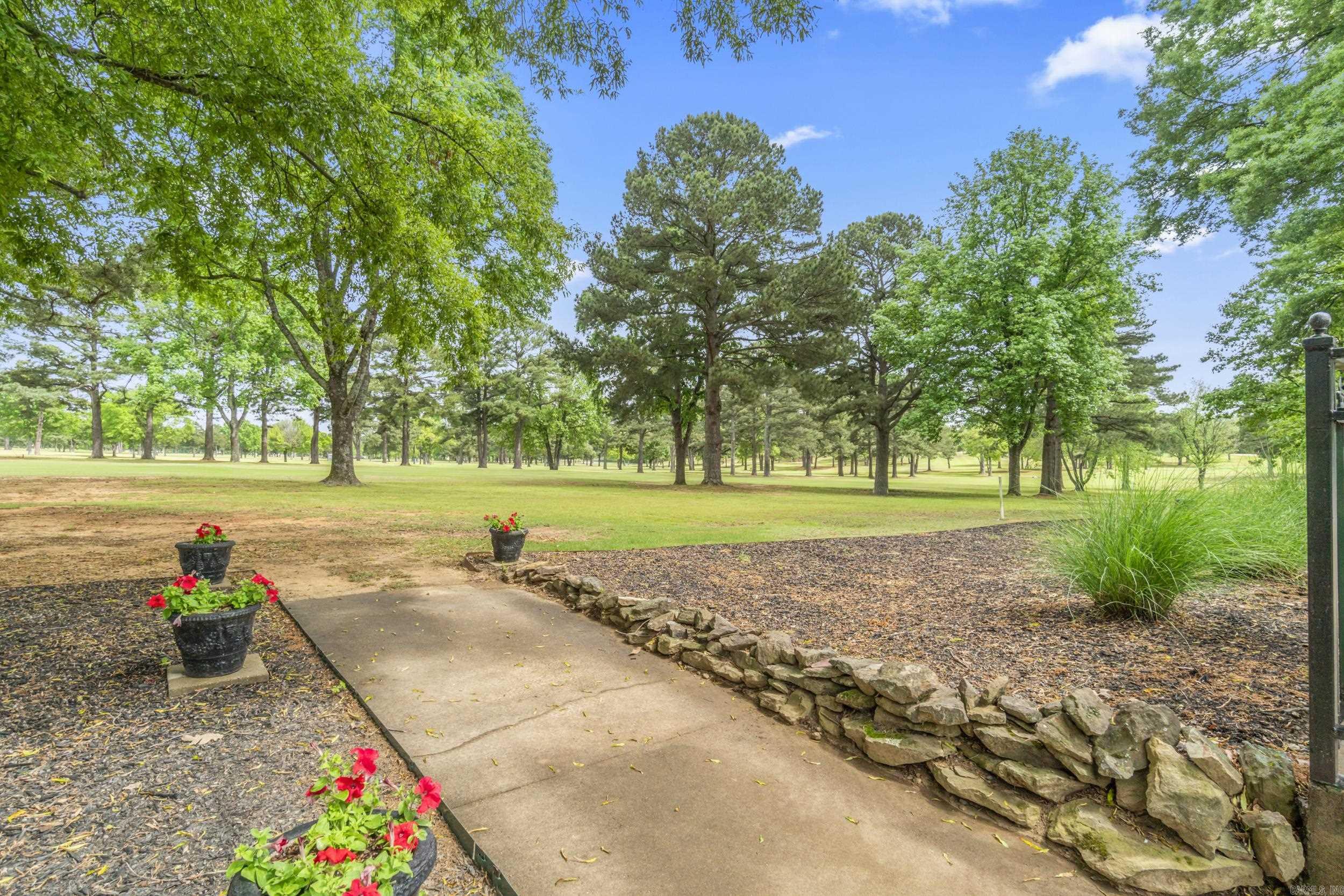 82  Country Club Circle  Searcy, AR