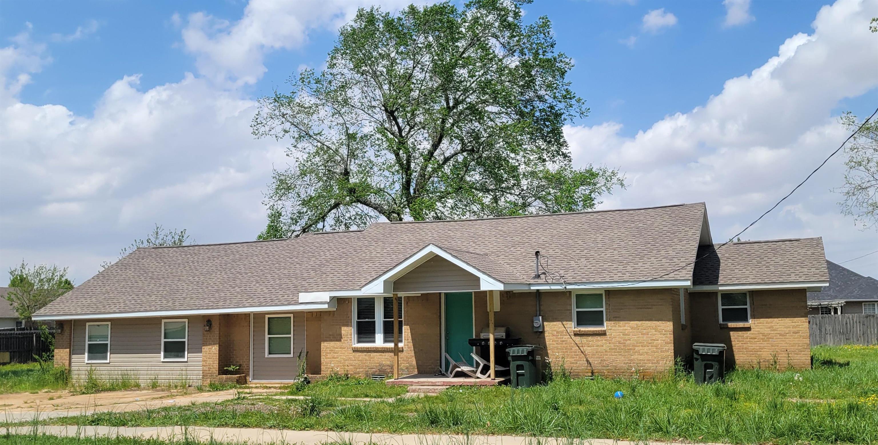 212 E College  Bono, AR