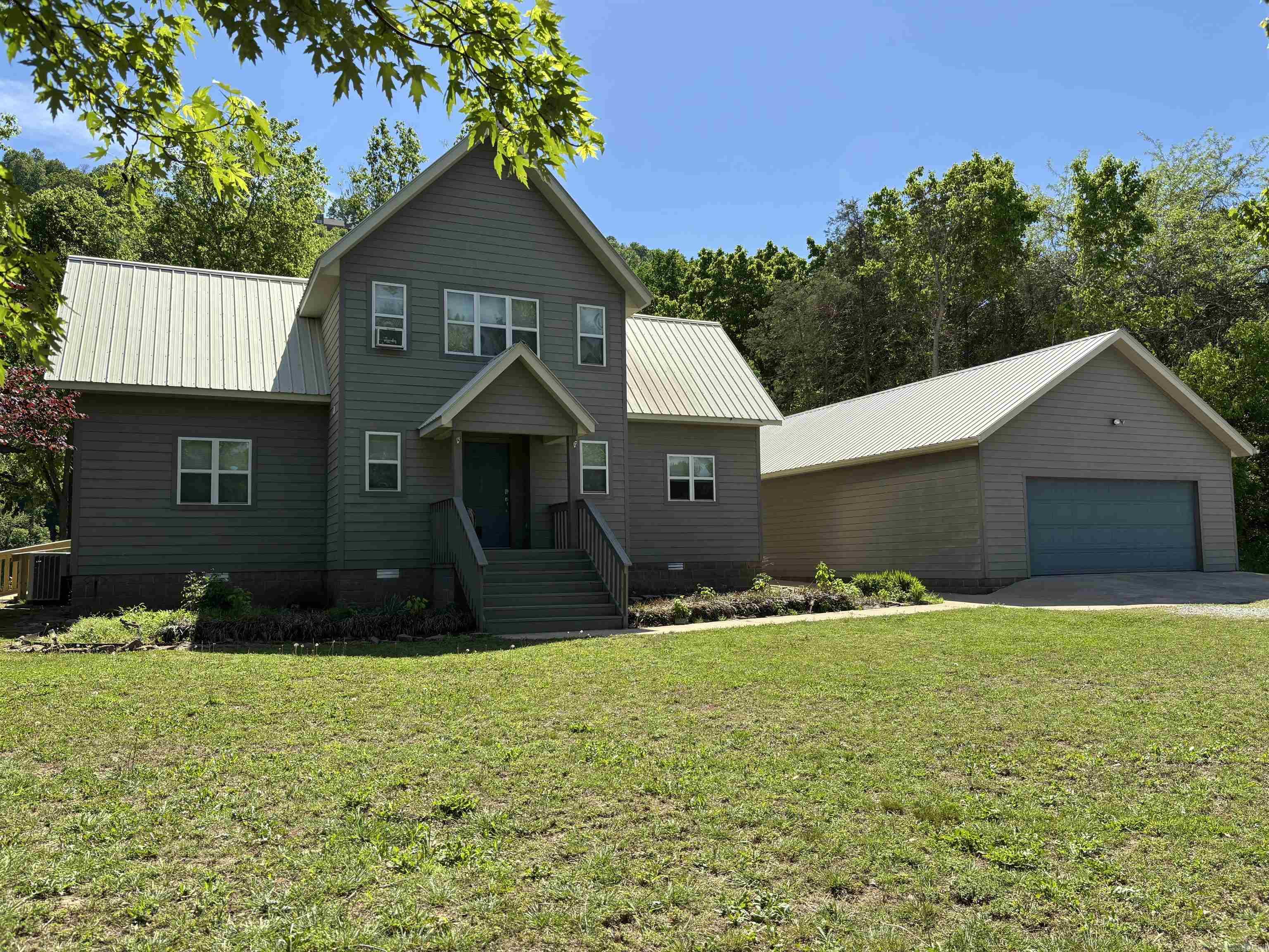 834 S Riverview Lane Mountain View, AR 72560