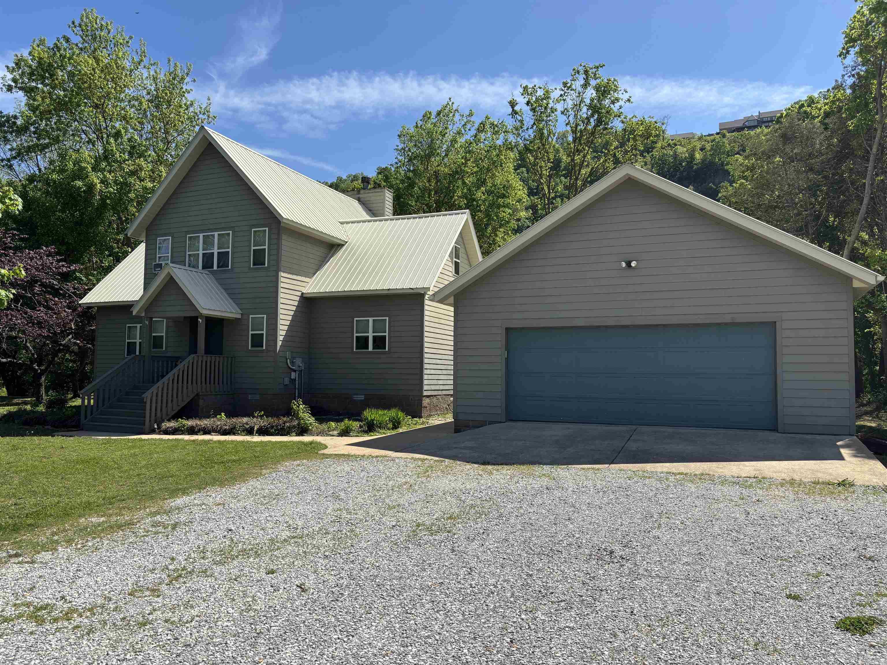 834 S Riverview Lane Mountain View, AR 72560