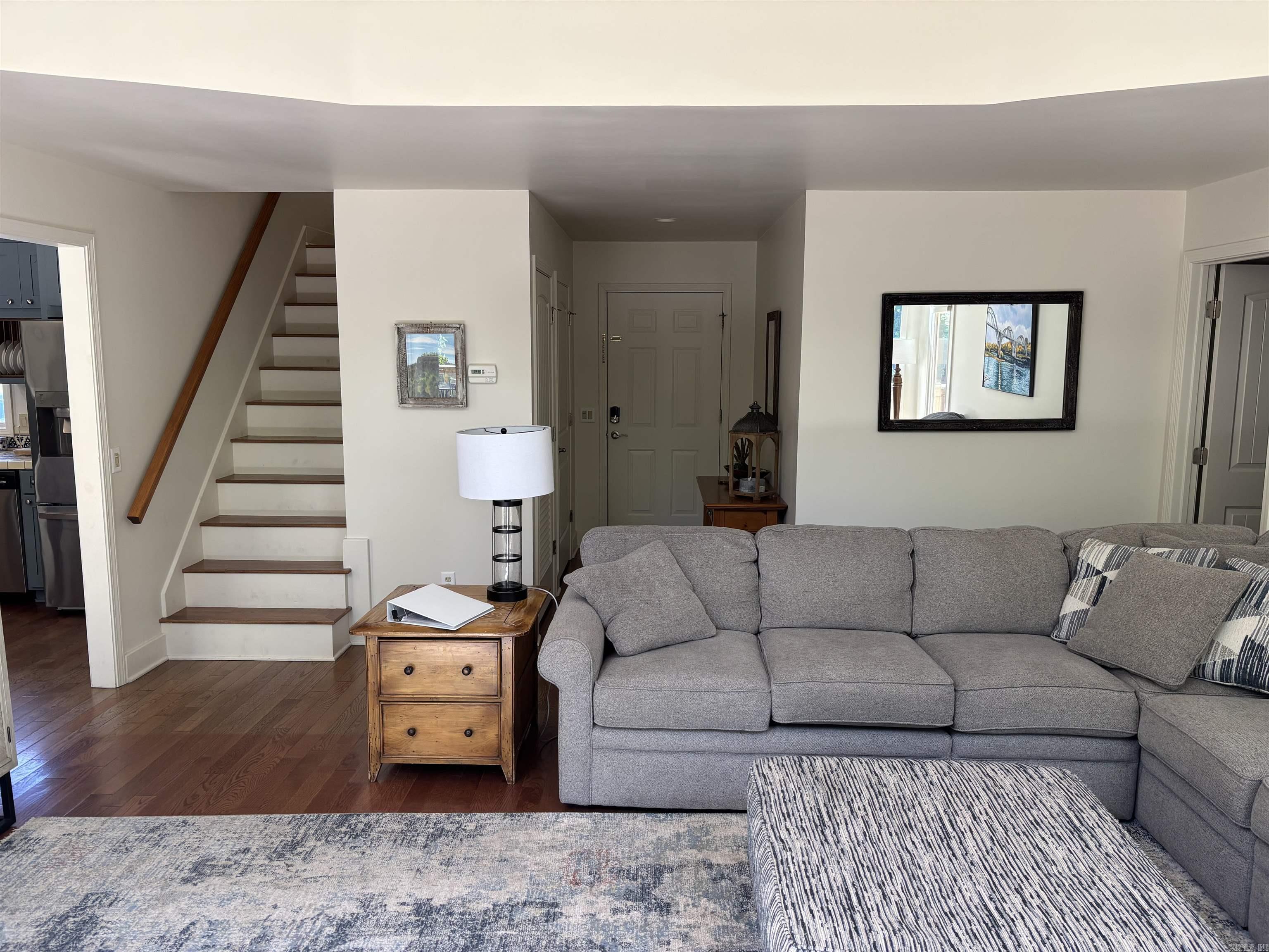 834 S Riverview Lane Mountain View, AR 72560