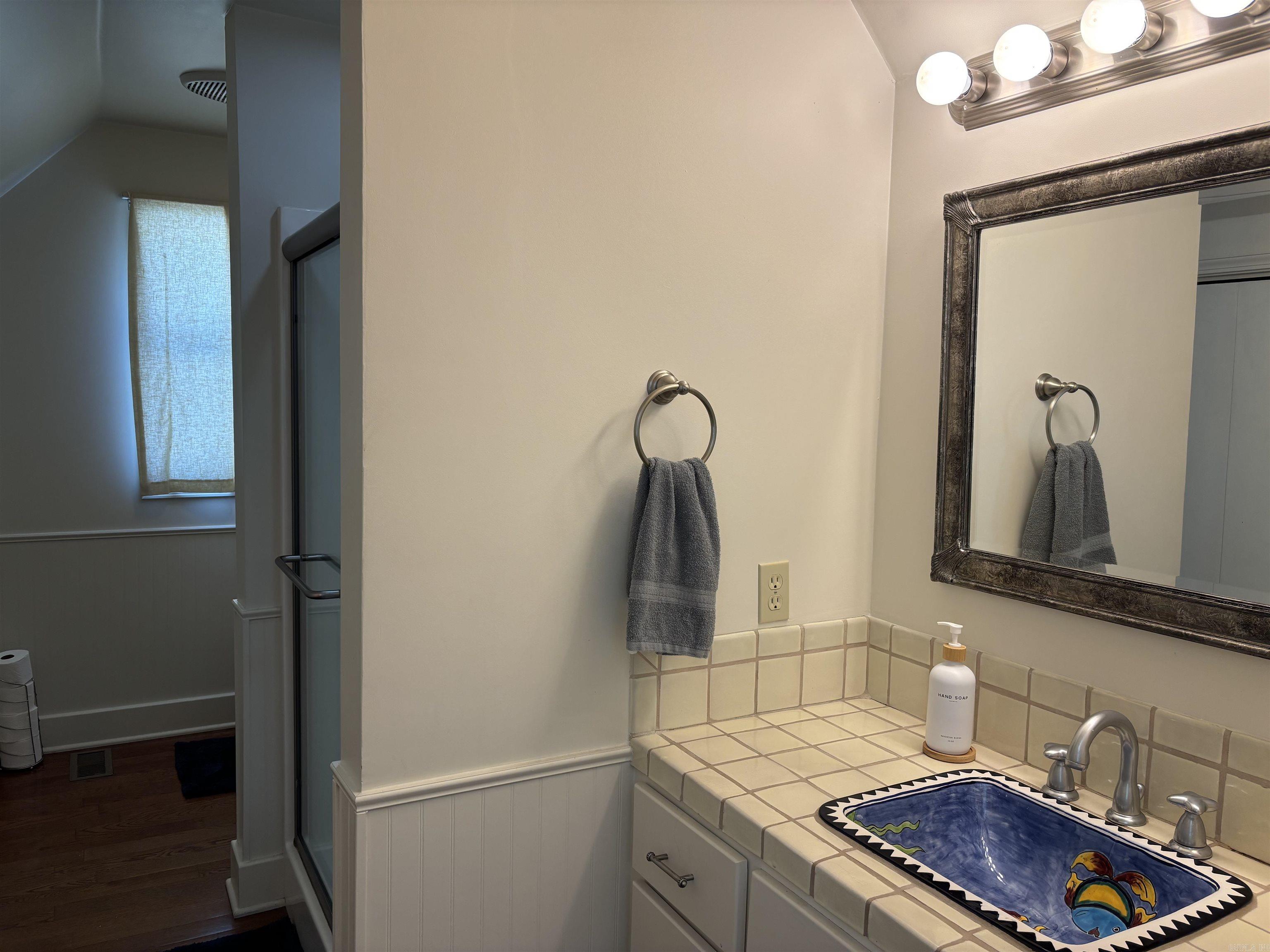 834 S Riverview Lane Mountain View, AR 72560