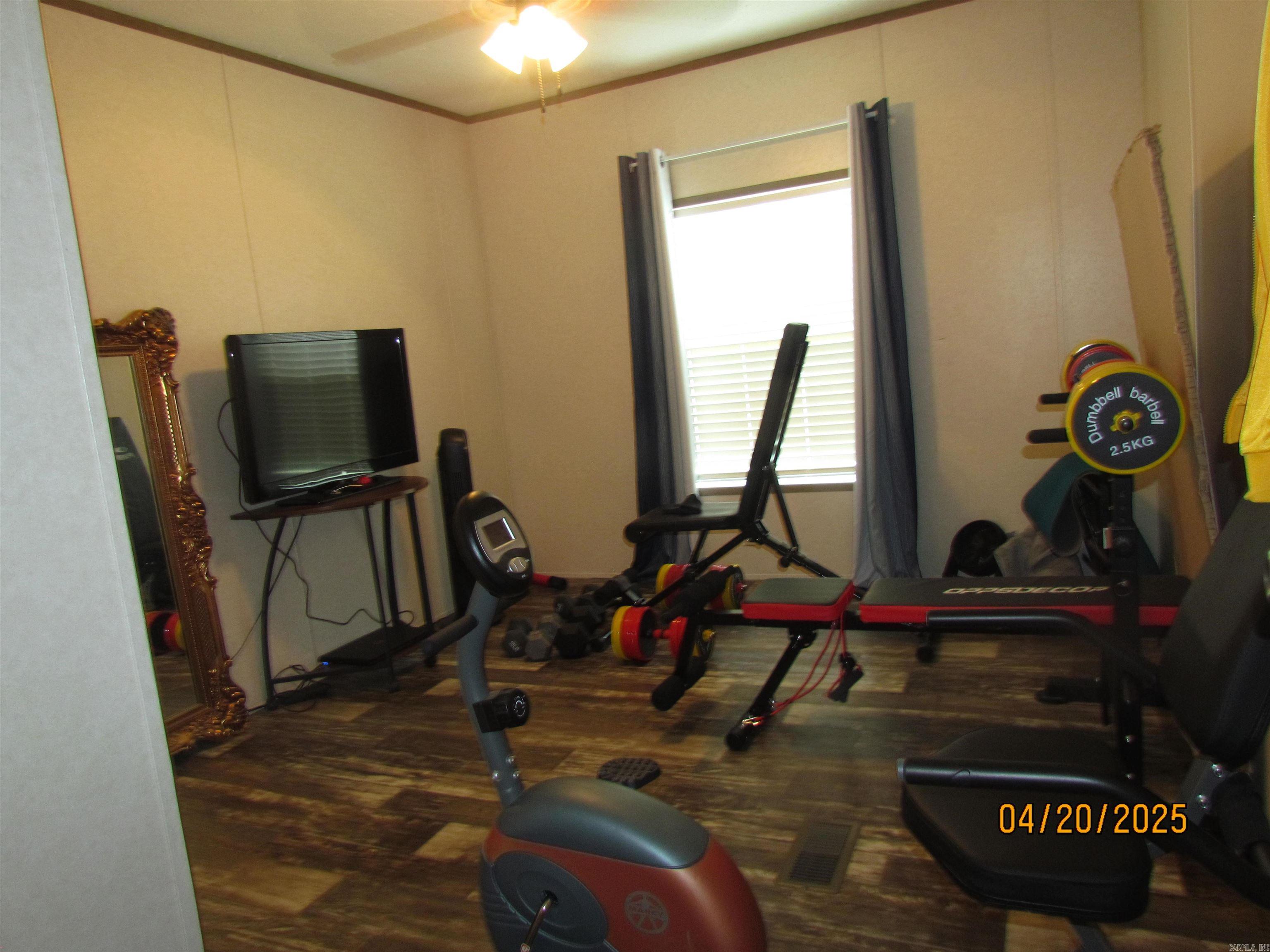 2053,2049,2051 N Hwy 189  Hamburg, AR