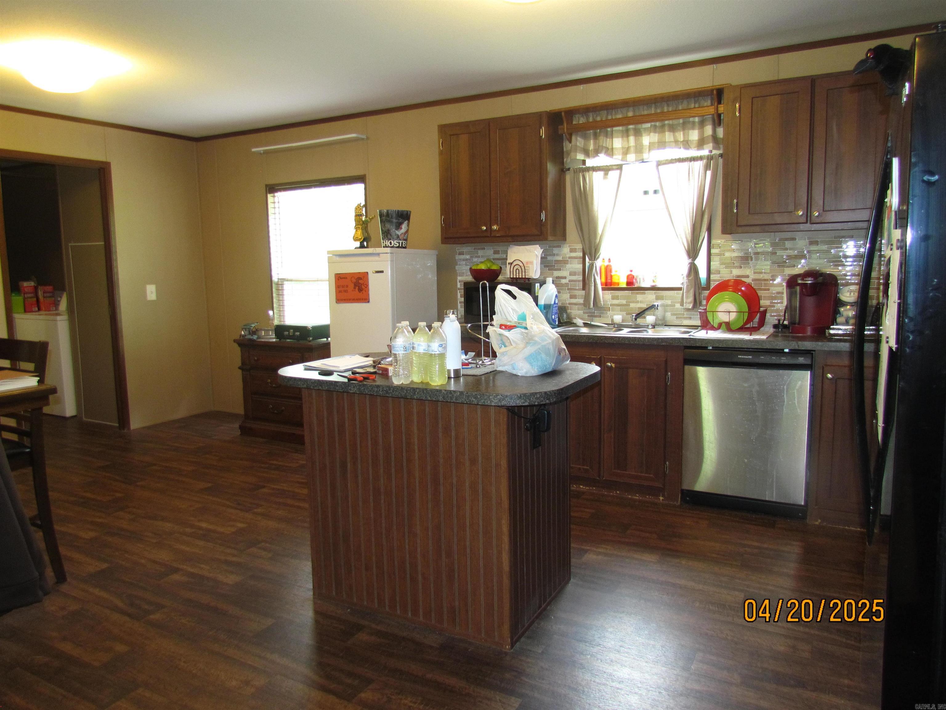2053,2049,2051 N Hwy 189  Hamburg, AR