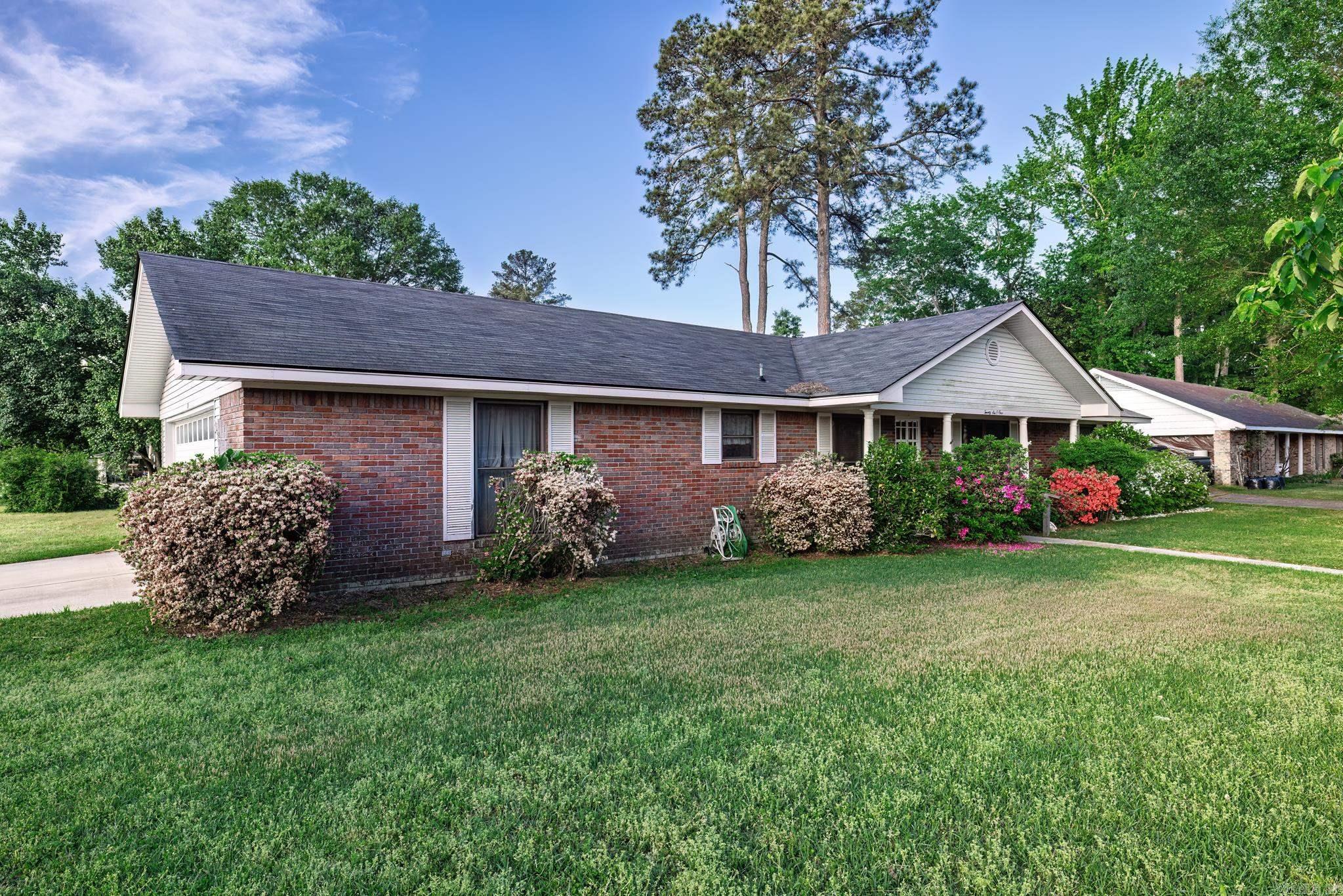 2601  Mockingbird  Arkadelphia, AR