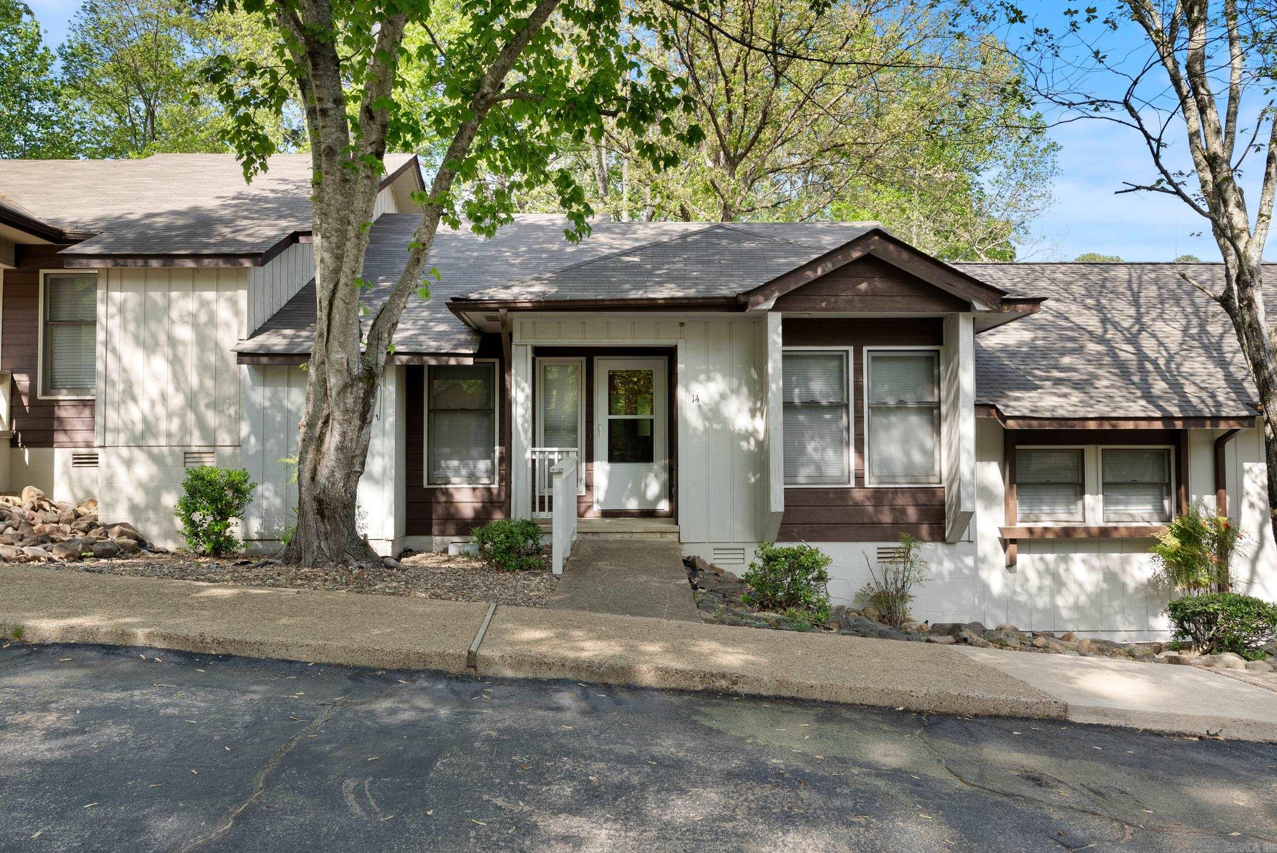 14  Tomisa Lane  Hot Springs Village, AR