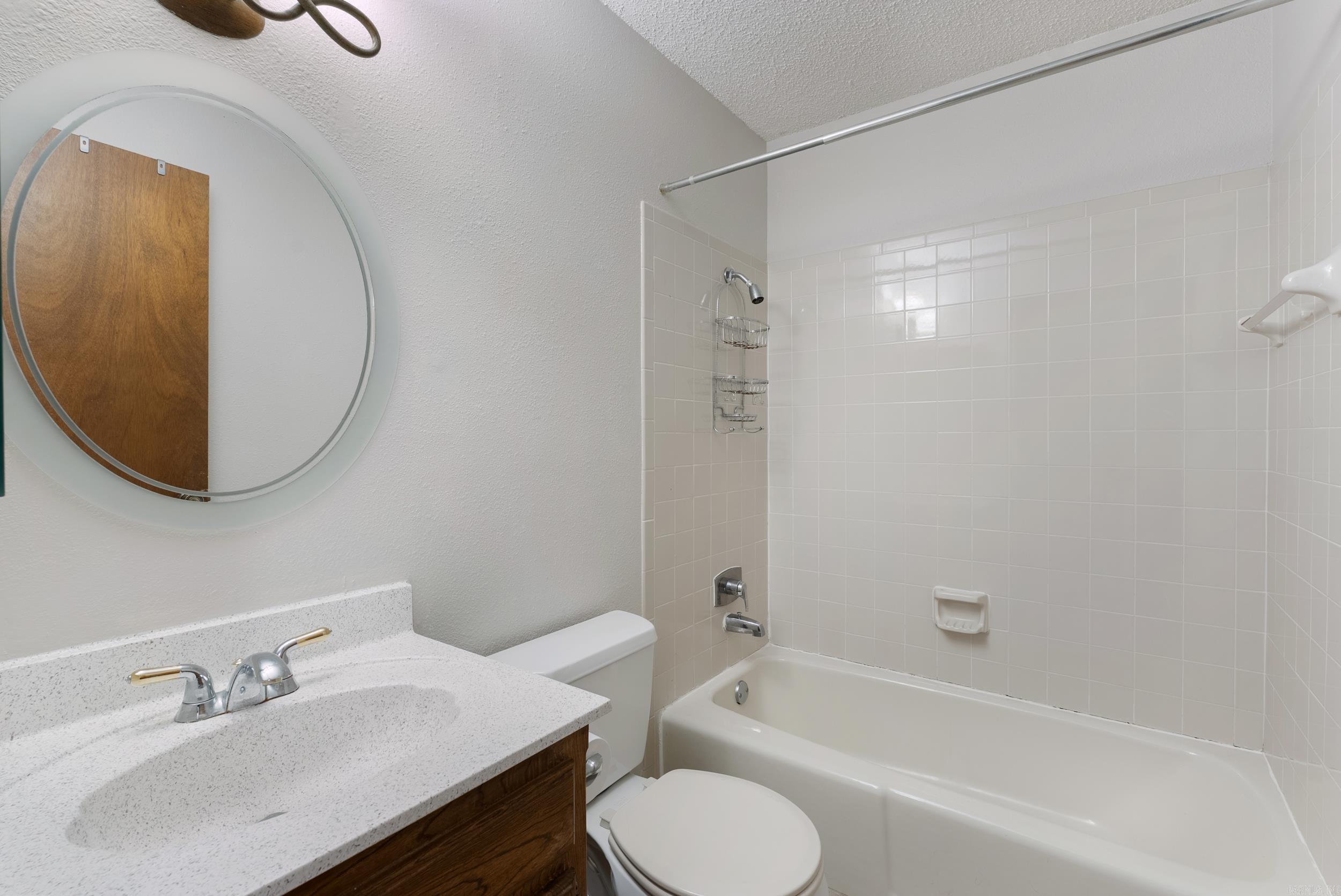 14  Tomisa Lane  Hot Springs Village, AR
