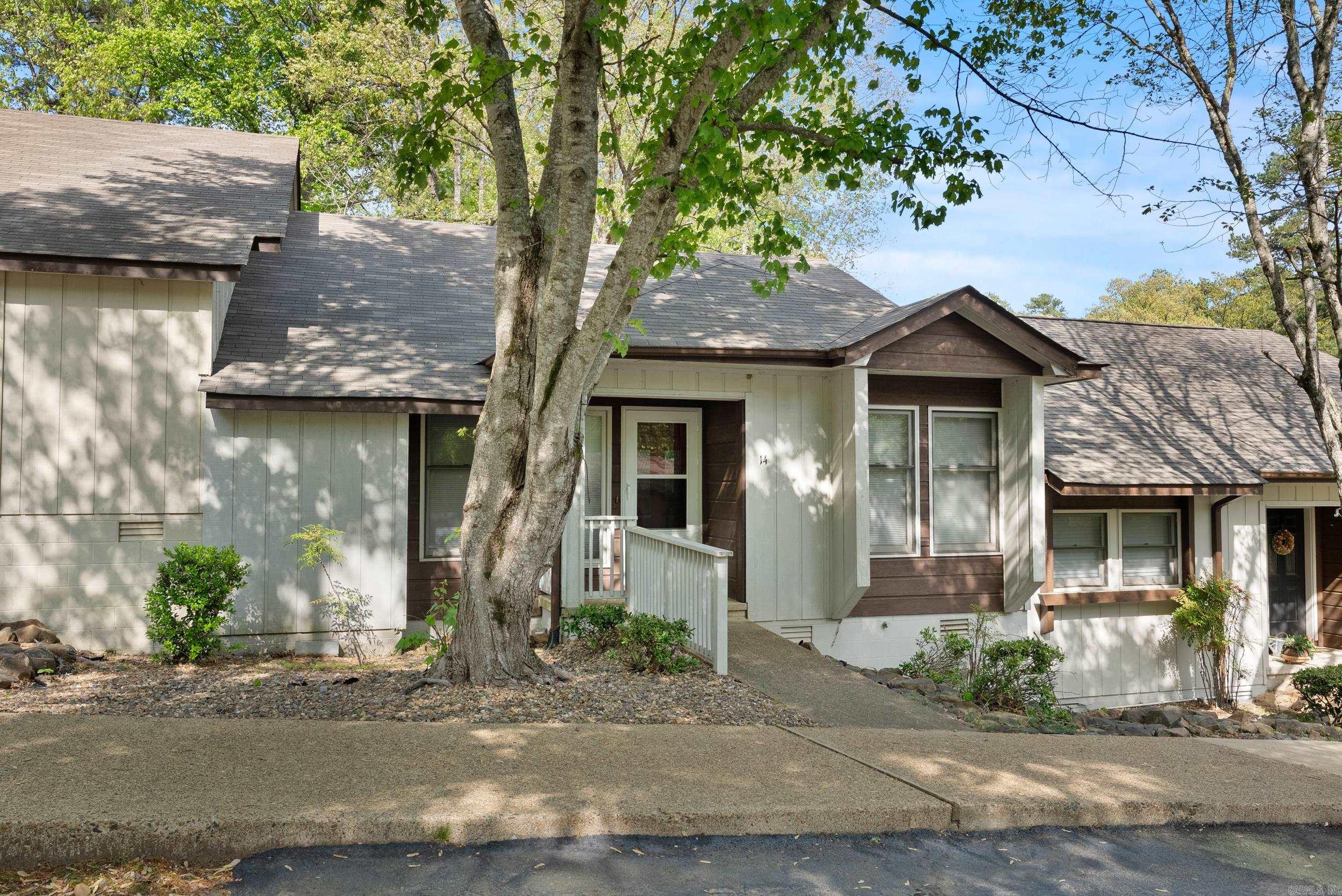14  Tomisa Lane  Hot Springs Village, AR