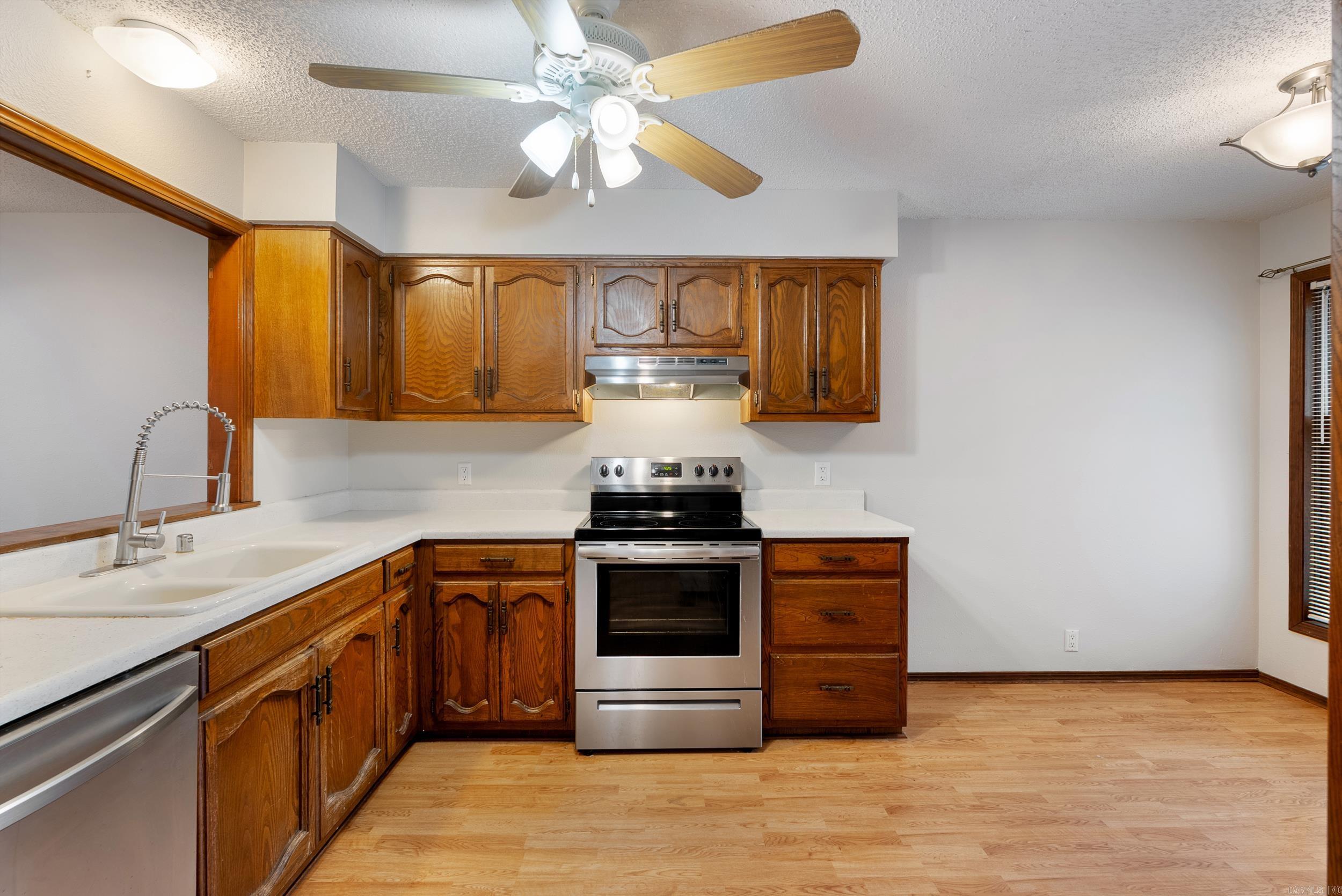 14  Tomisa Lane  Hot Springs Village, AR