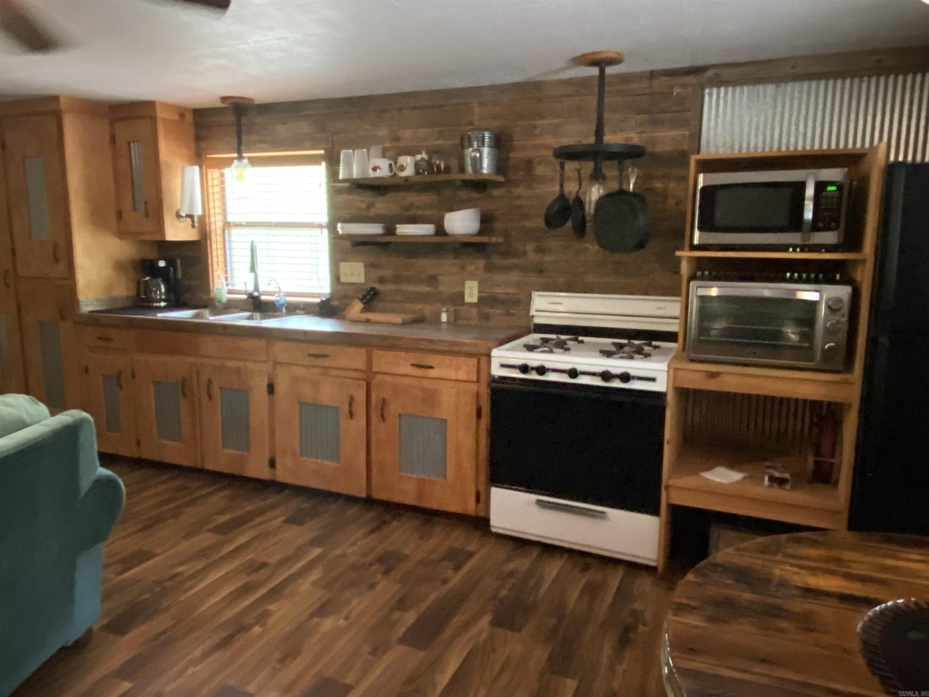 59 Easy Street Mount Ida, AR 71957
